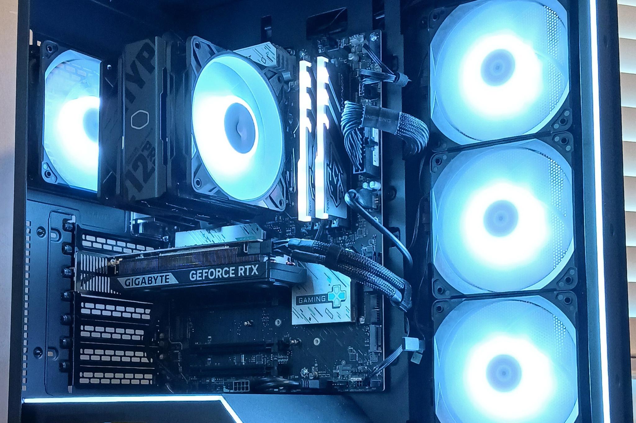 Ice Cube Pc's