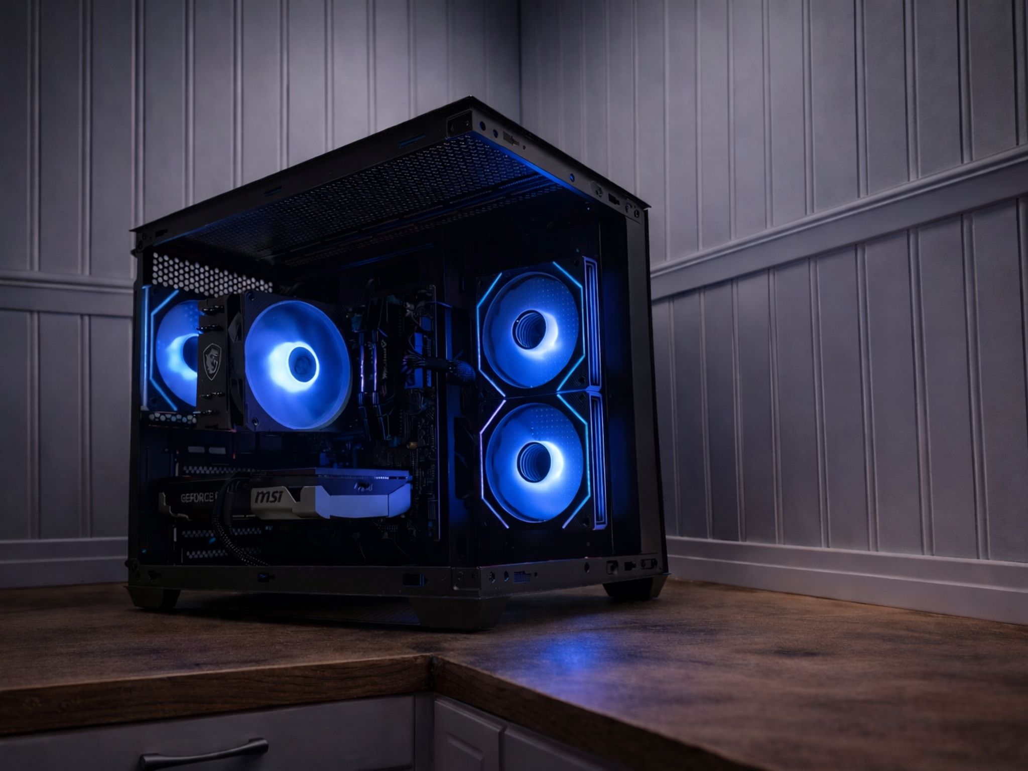 SMOKE RTX 5060ti 8g | 32GB RAM | 850W gold PSU | AMD 5500/ 1TB NVME