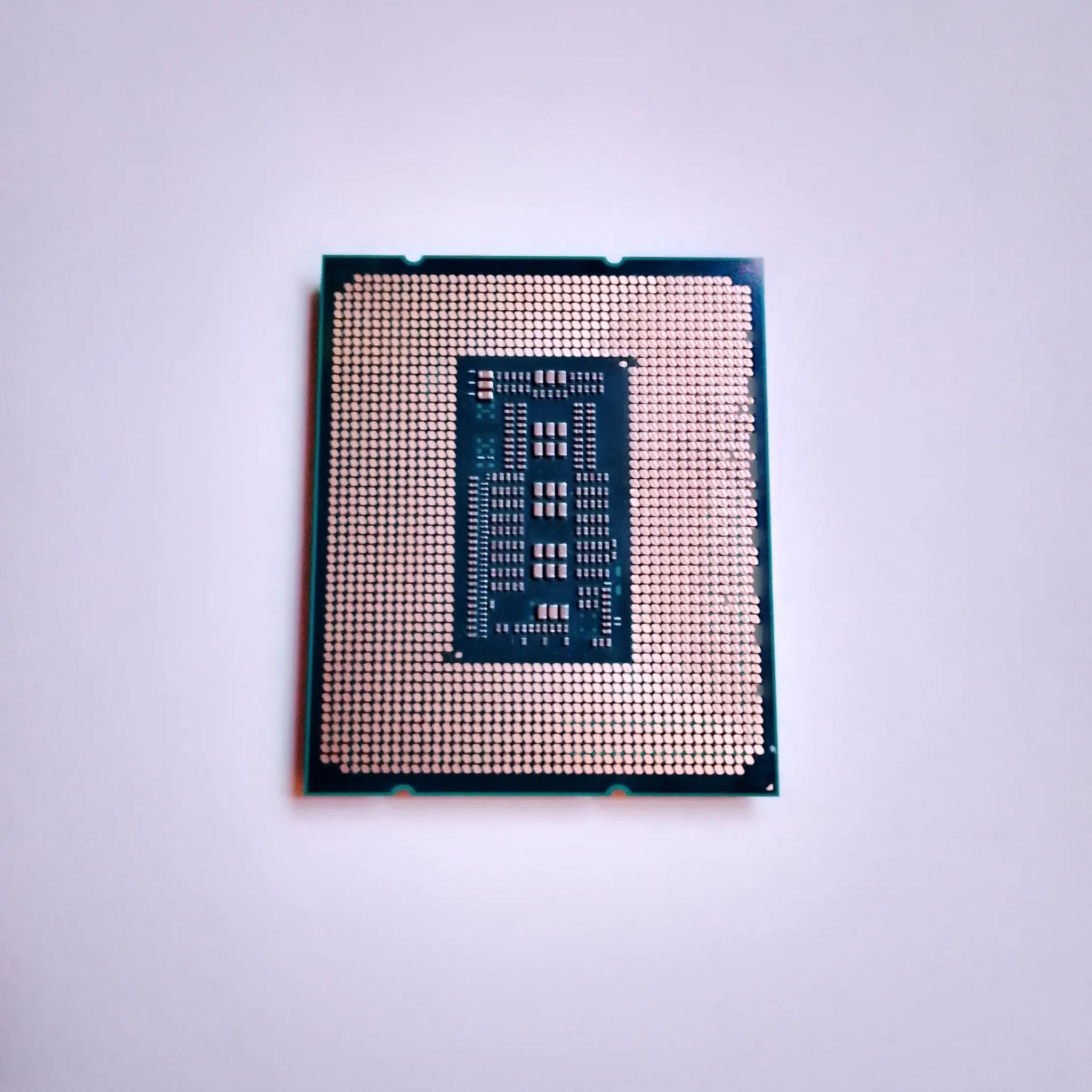 Intel Core i9-13900K | 5.8 Ghz Turbo - 24 Core - 32 Thread - LGA 1700 Socket