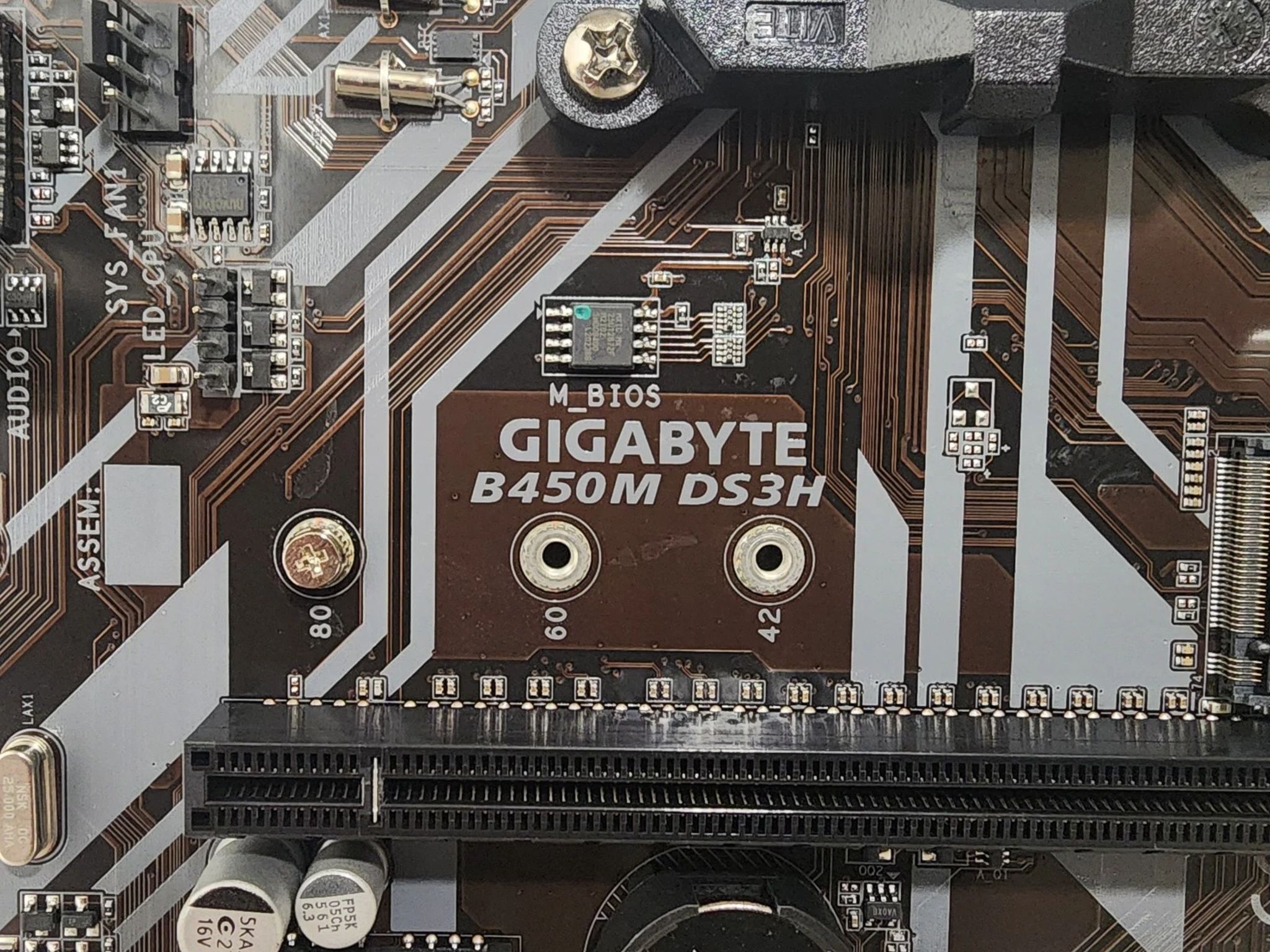 UPDATED BIOS GIGABYTE B450M DS3H DDR4 AM4 MATX Motherboard