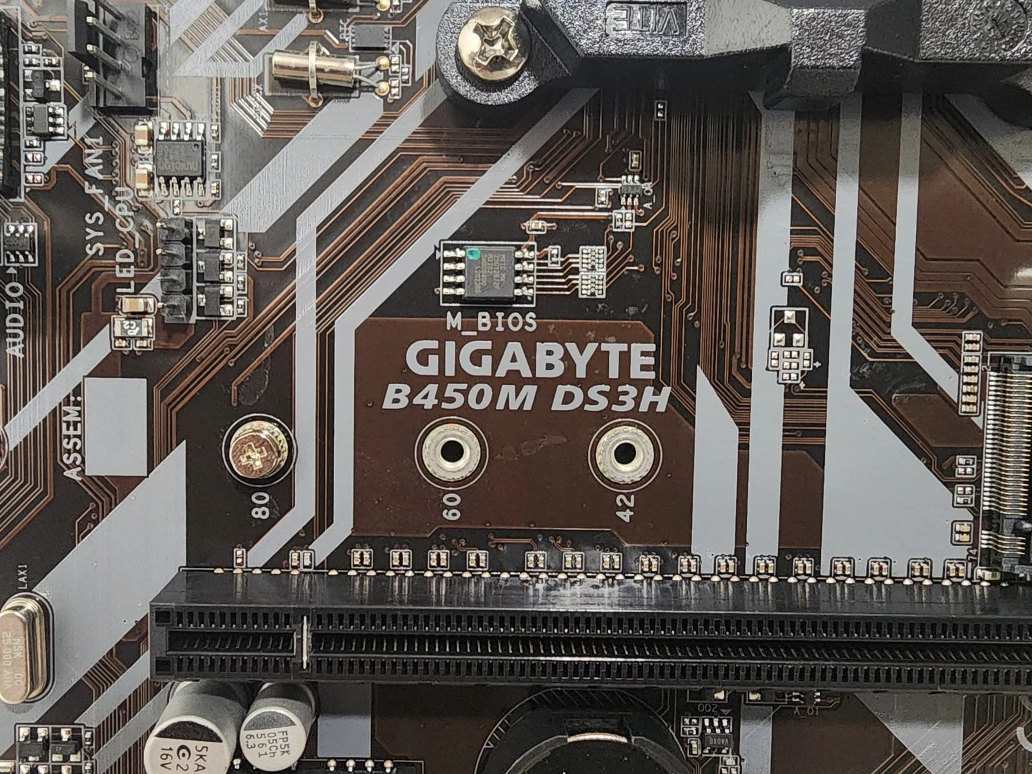 UPDATED BIOS GIGABYTE B450M DS3H DDR4 AM4 MATX Motherboard