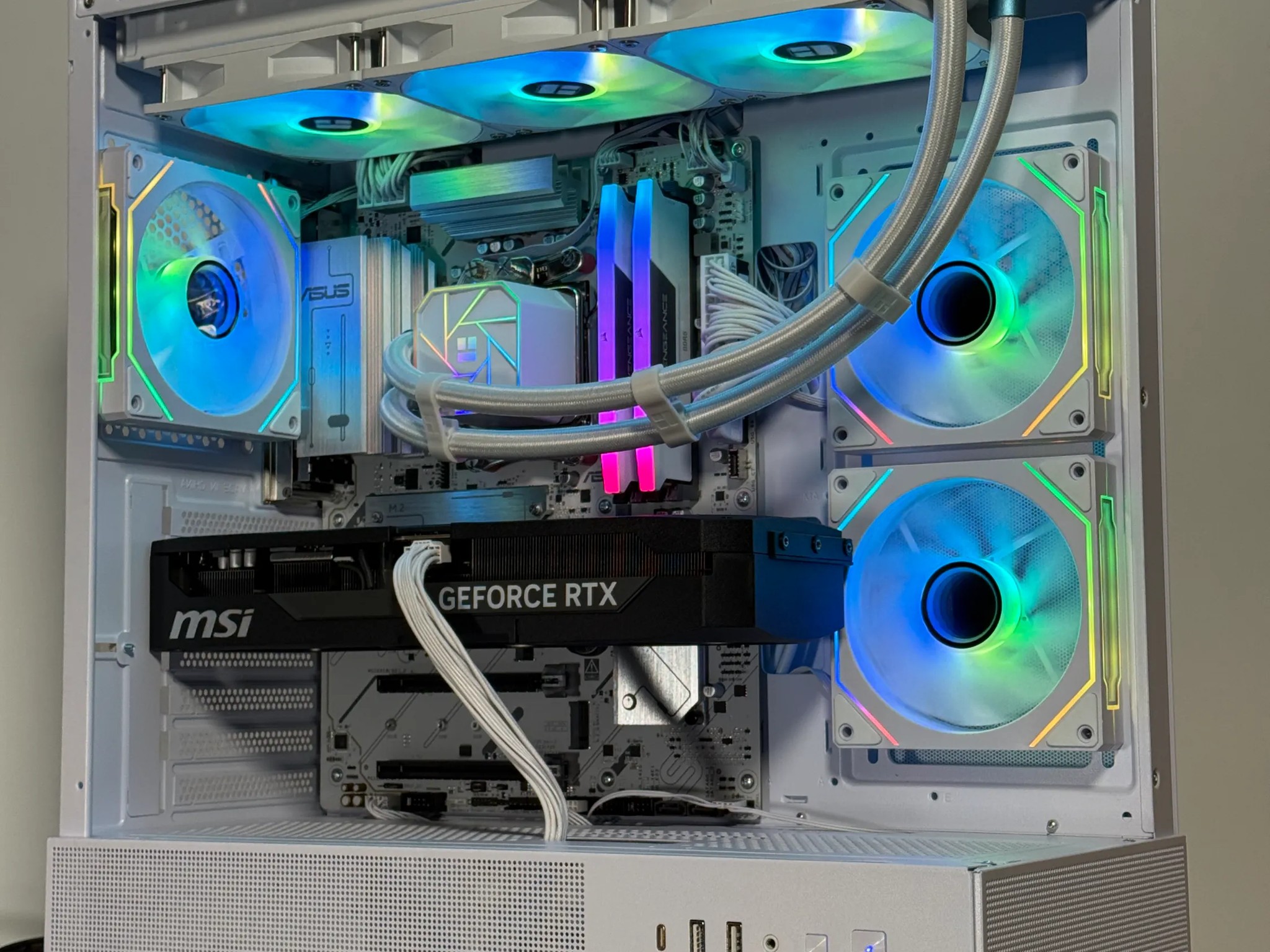 RTX 5070TI Ryzen 9700x Gaming PC