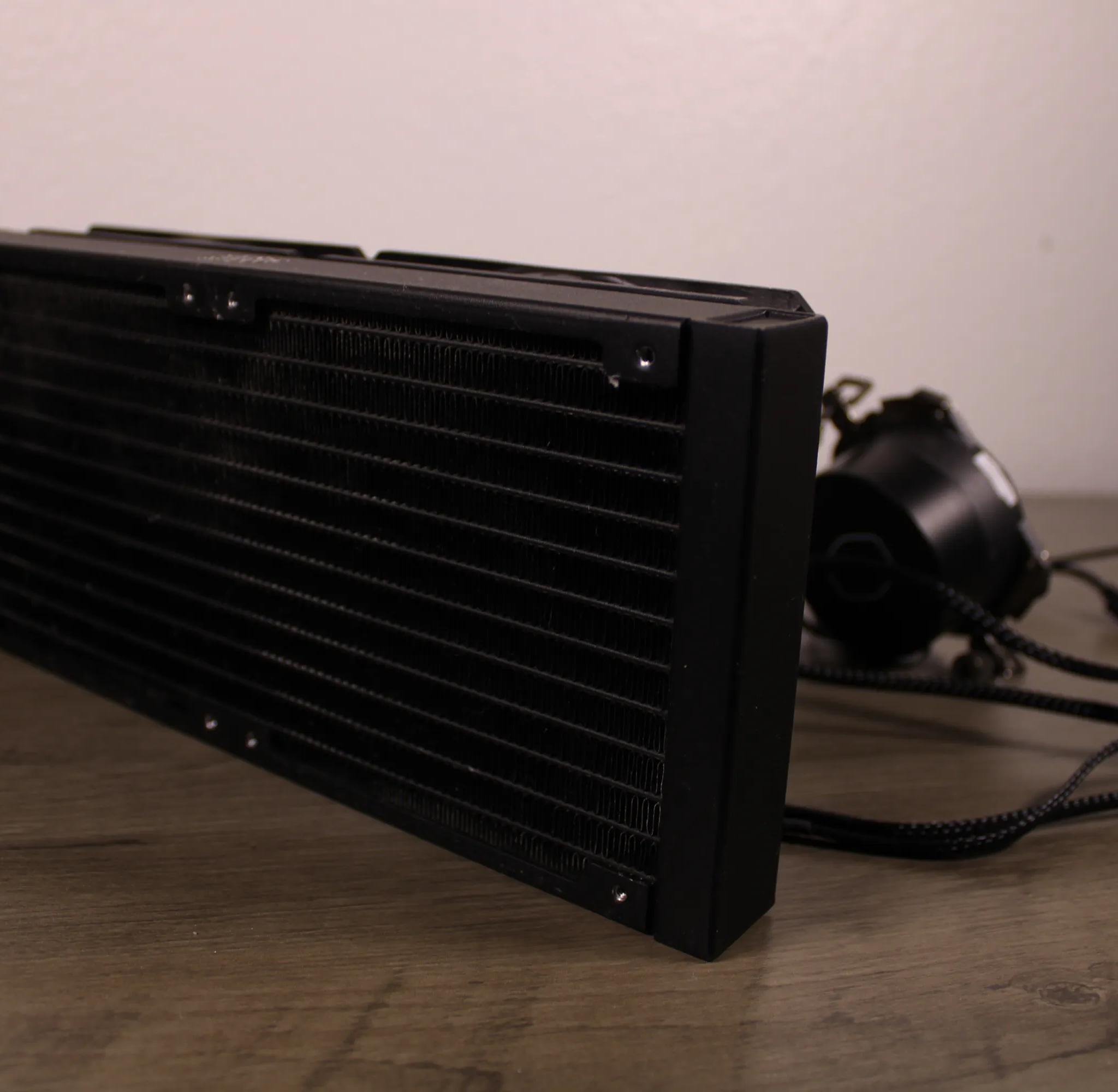 CoolerMaster AIO Cooler | 240mm Radiator | 2 PWM ARBG Fans | AM4/AM5