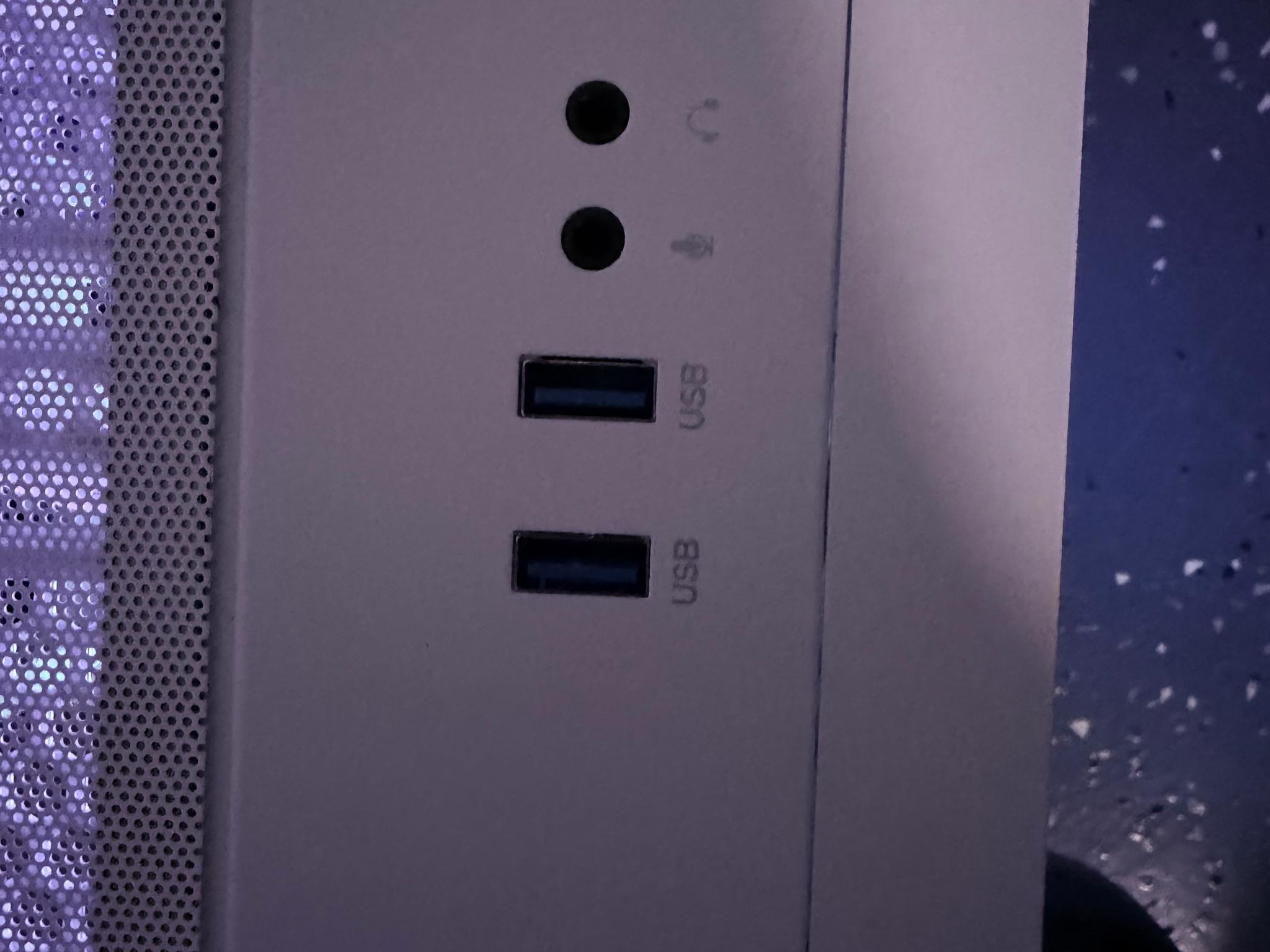 ❄️"Arctic Pearl"⚪️| 1440p Gaming | Ryzen 5 7500X3D | RTX 5060 | 16GB DDR5 Ram | 1TB NVMe SSD