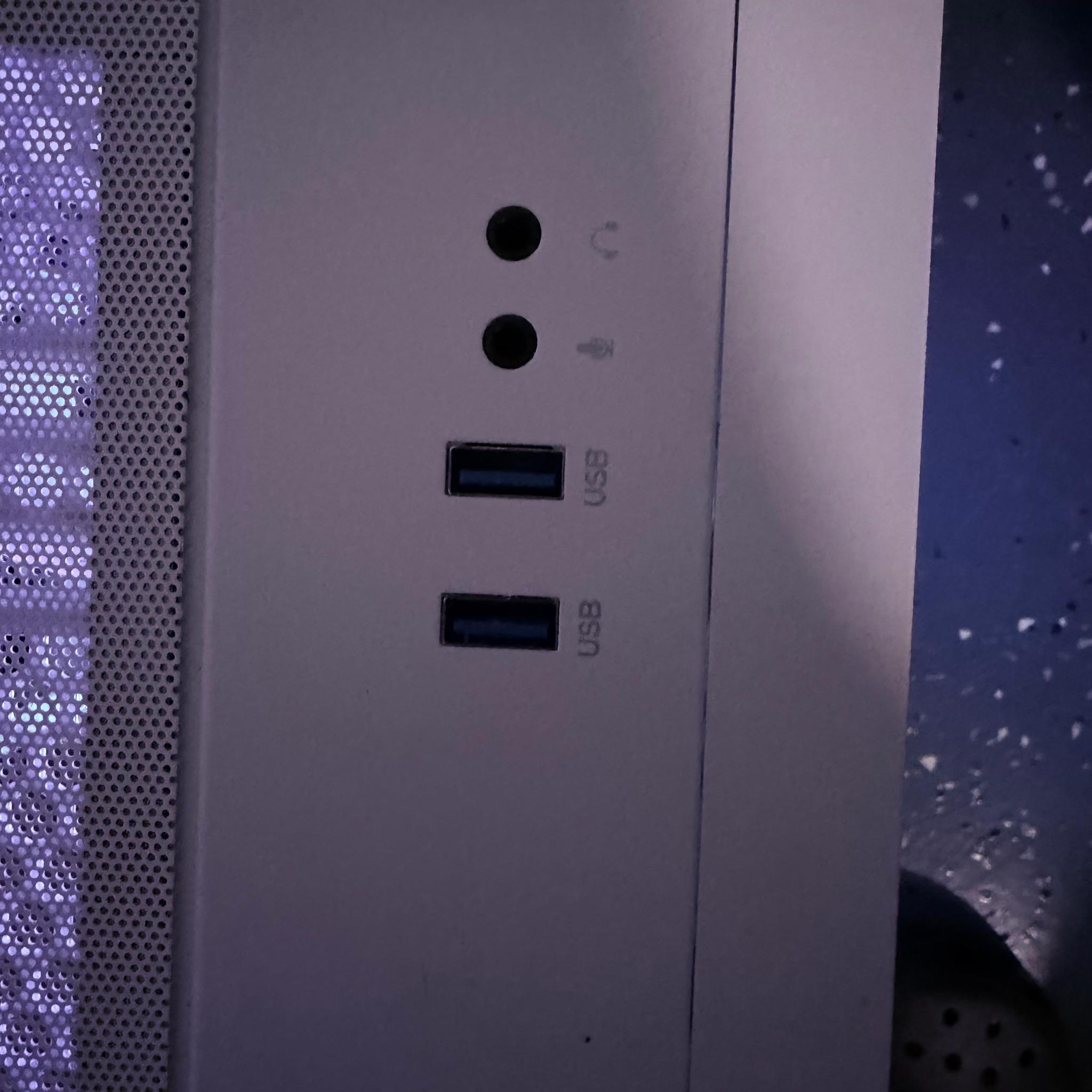 ❄️"Arctic Pearl"⚪️| 1400p Gaming | Ryzen 5 7500X3D | RTX 5060 | 16GB DDR5 Ram | 1TB NVMe SSD