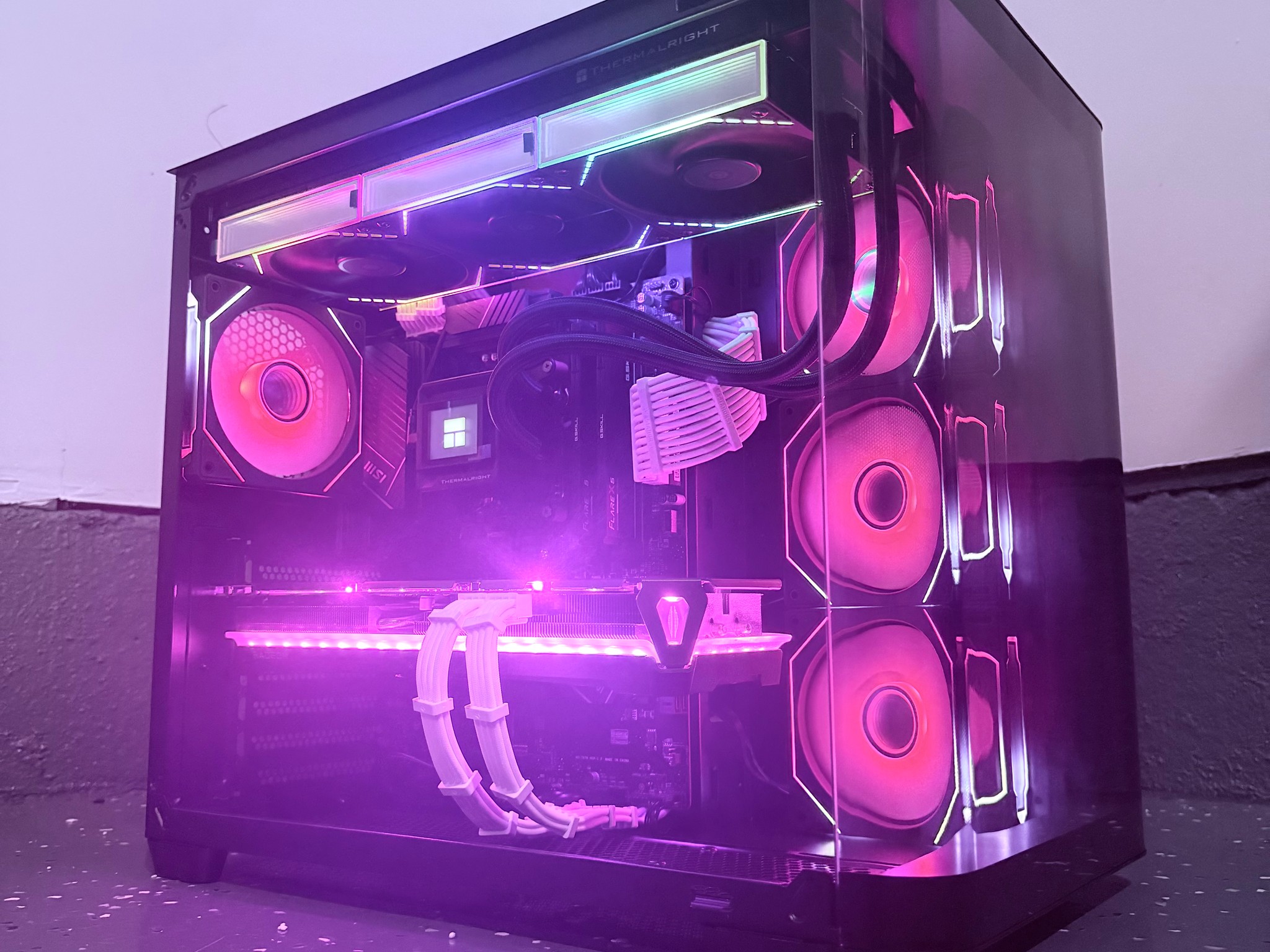 🌈"Astral Spectrum"⚫️| 4k Gaming | RX 7800XT 16GB | Ryzen 7 7700X | 32GB DDR5 | 1TB SSD+Dram