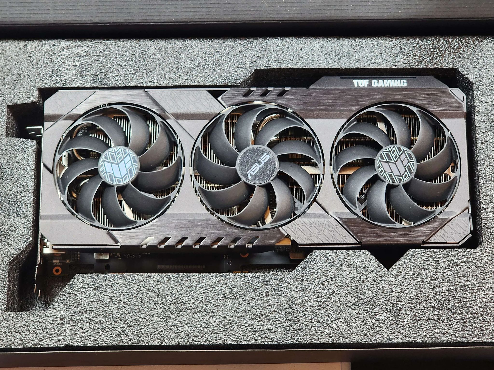 TUF Dominator RTX 3060 Ti: Unleash Gaming Powerhouse