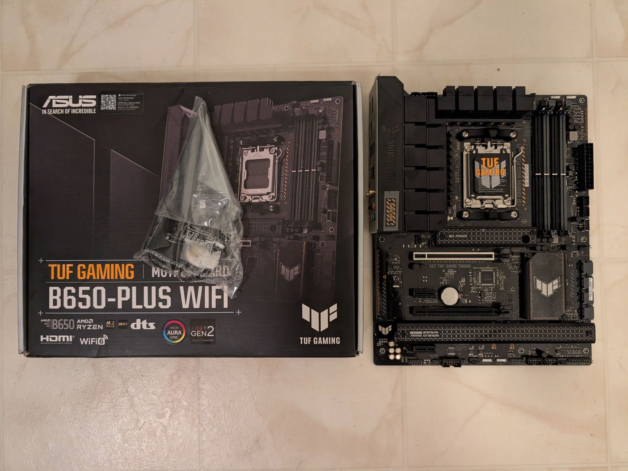 ASUS TUF GAMING B650-PLUS WIFI AM5, ATX motherboard, PCIe® 5.0 M.2 , DDR5
