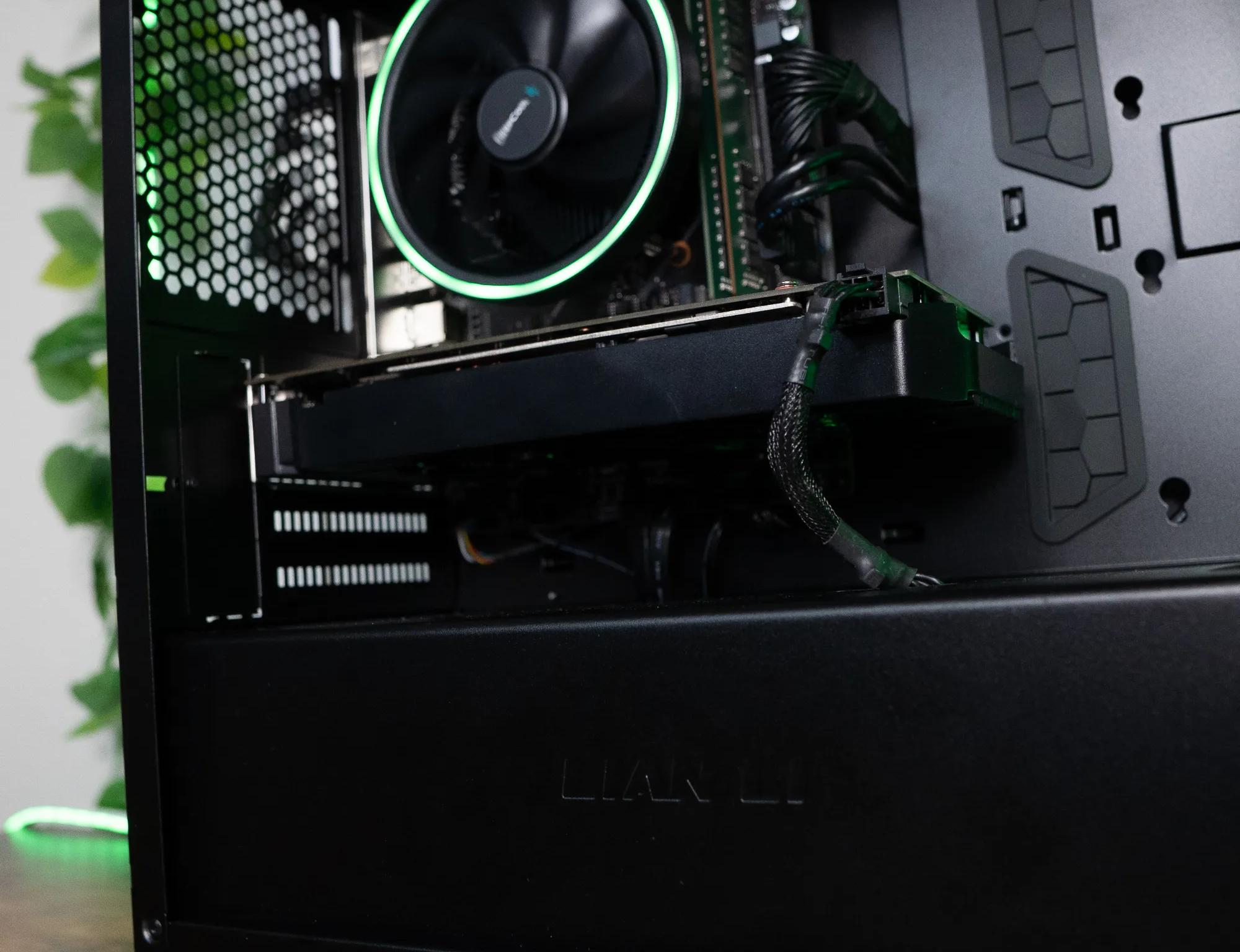 🌨🌨 | PNY GTX 1060 6GB | RYZEN 3 2300X | 32GB DDR4 RAM | 512GB SSD + 160GB HDD | Arctic Chill