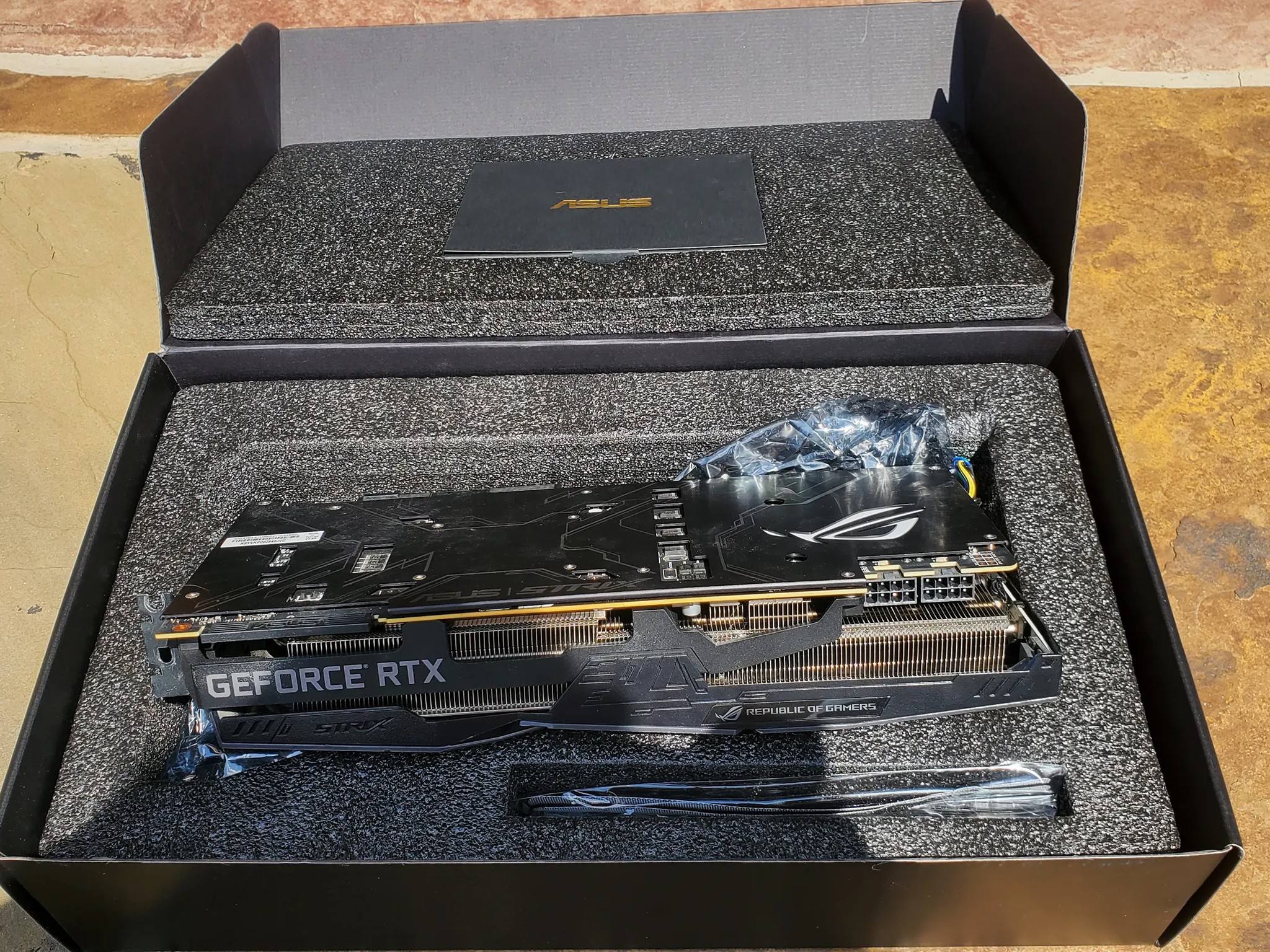 Asus Strix RTX 2080 TI OC 11GB