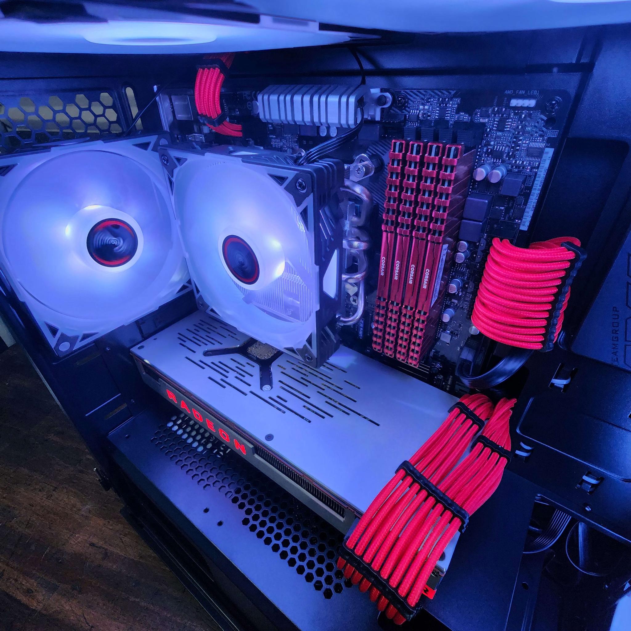 🚩🚩🚩 AMD Ryzen 7 2700X // ASRock Phantom Gaming Radeon VII 16GB //Corsair Vengeance 16GB 2800MHz