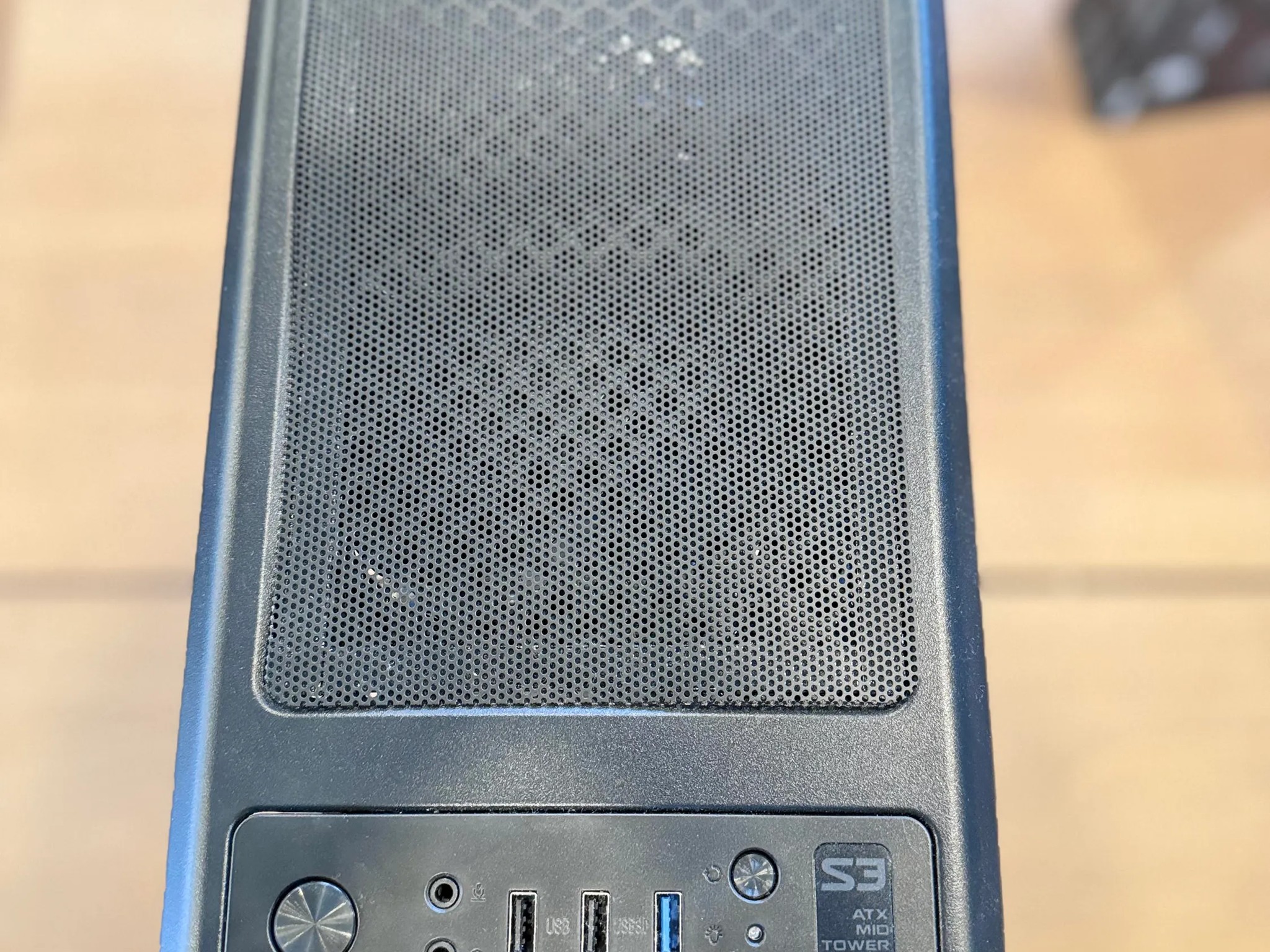 4K Gaming PC | Radeon RX 7800XT, Ryzen 7 7700X, 32GB DDR5 RAM, 1TB SSD