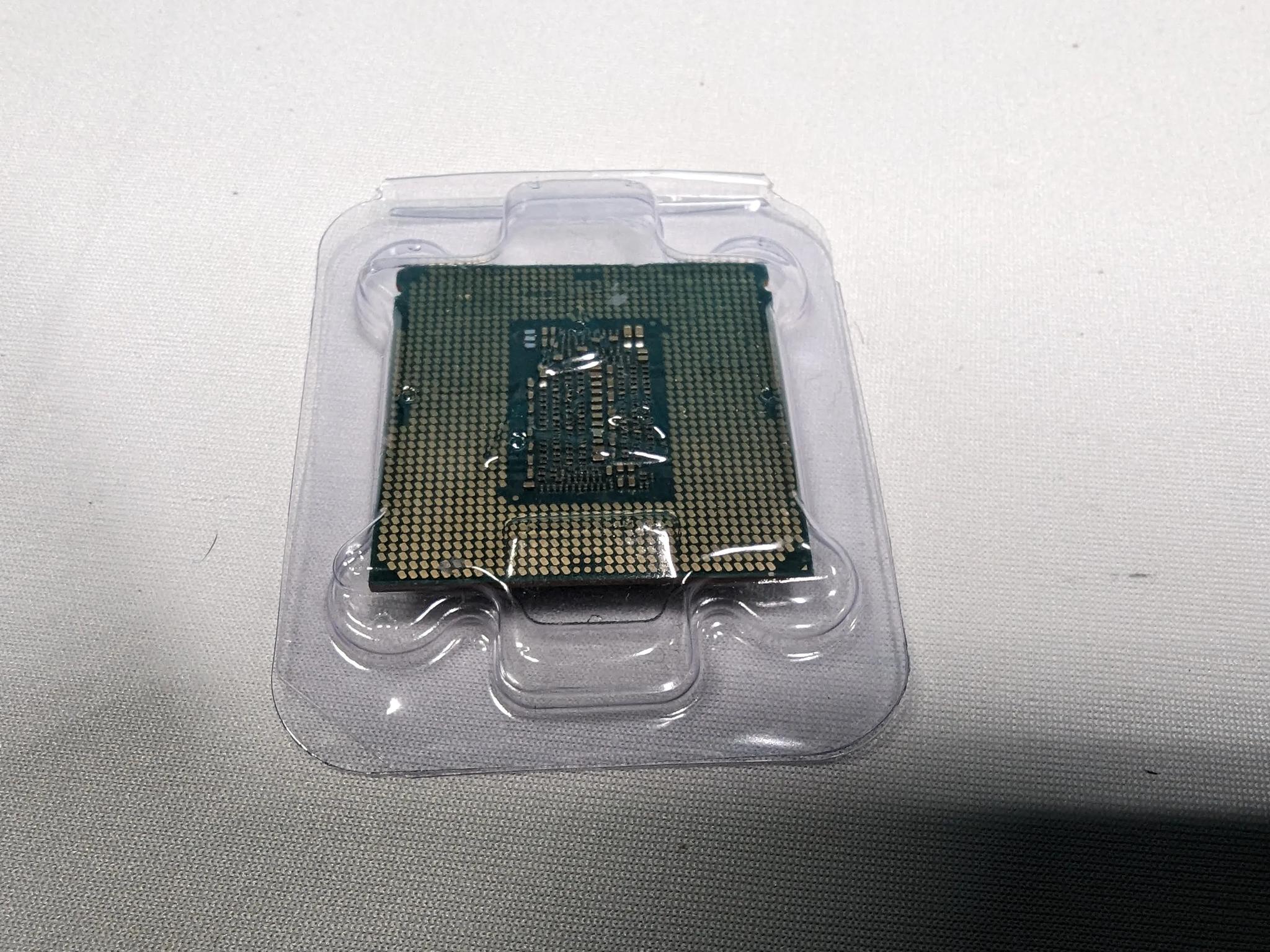i5-9400 @ 2.9ghz. Free Ship.