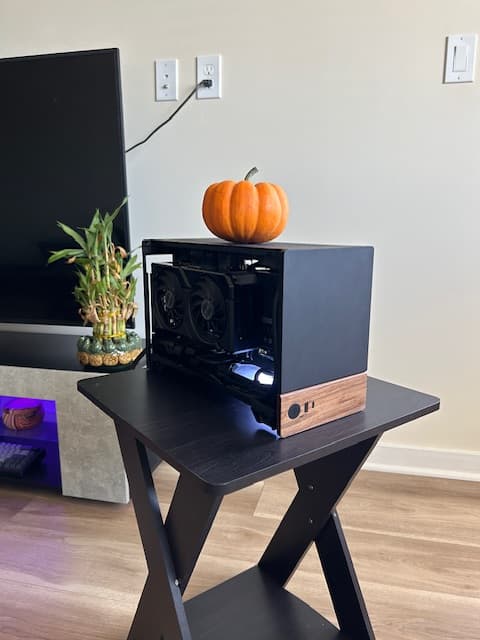 Mini ITX Build Fractal Terra black version Ryzen 7800x3D Rtx 4070 super
