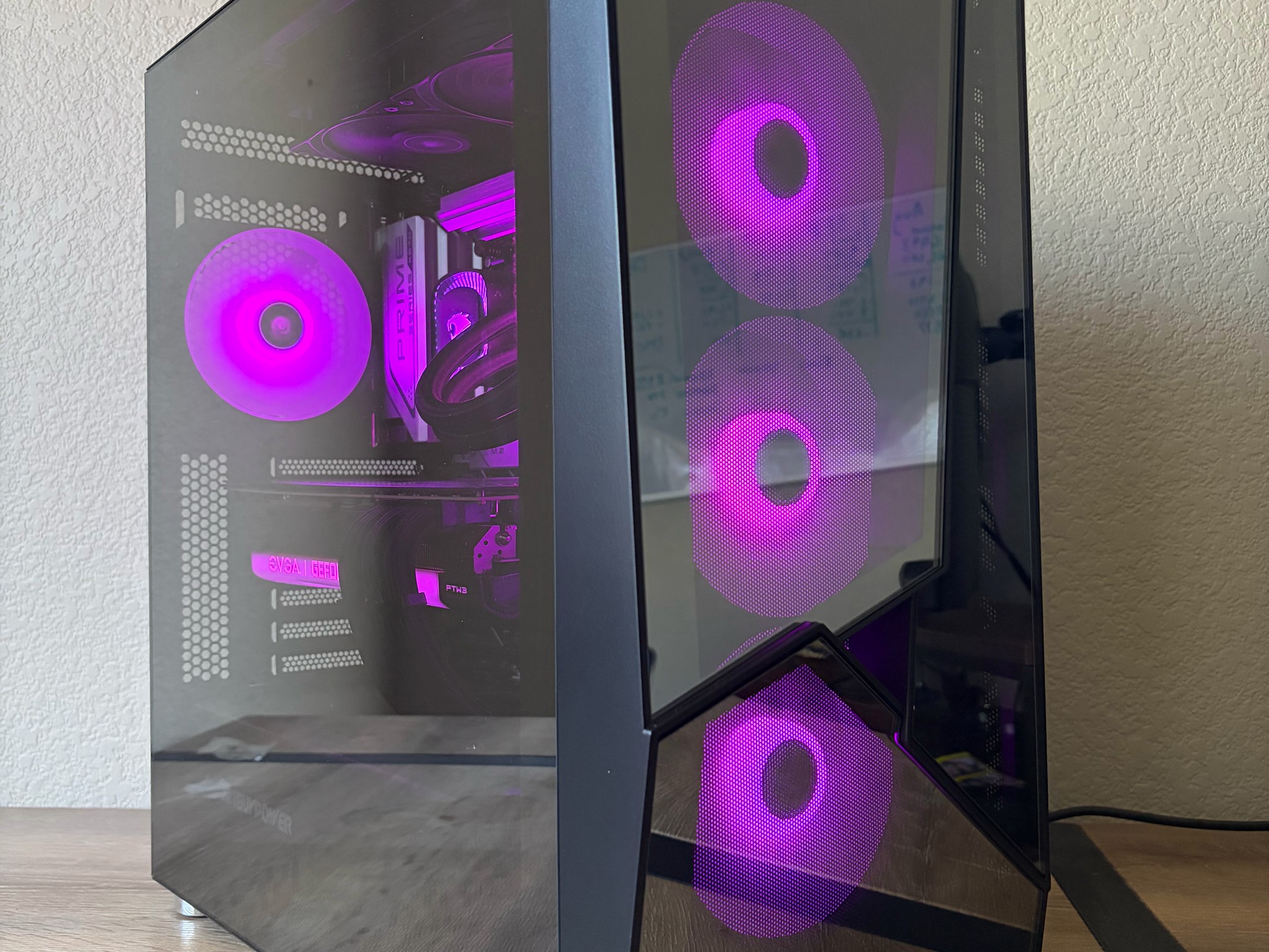 Ryzen 5 7600X / RTX 3080 / 32GB DDR5