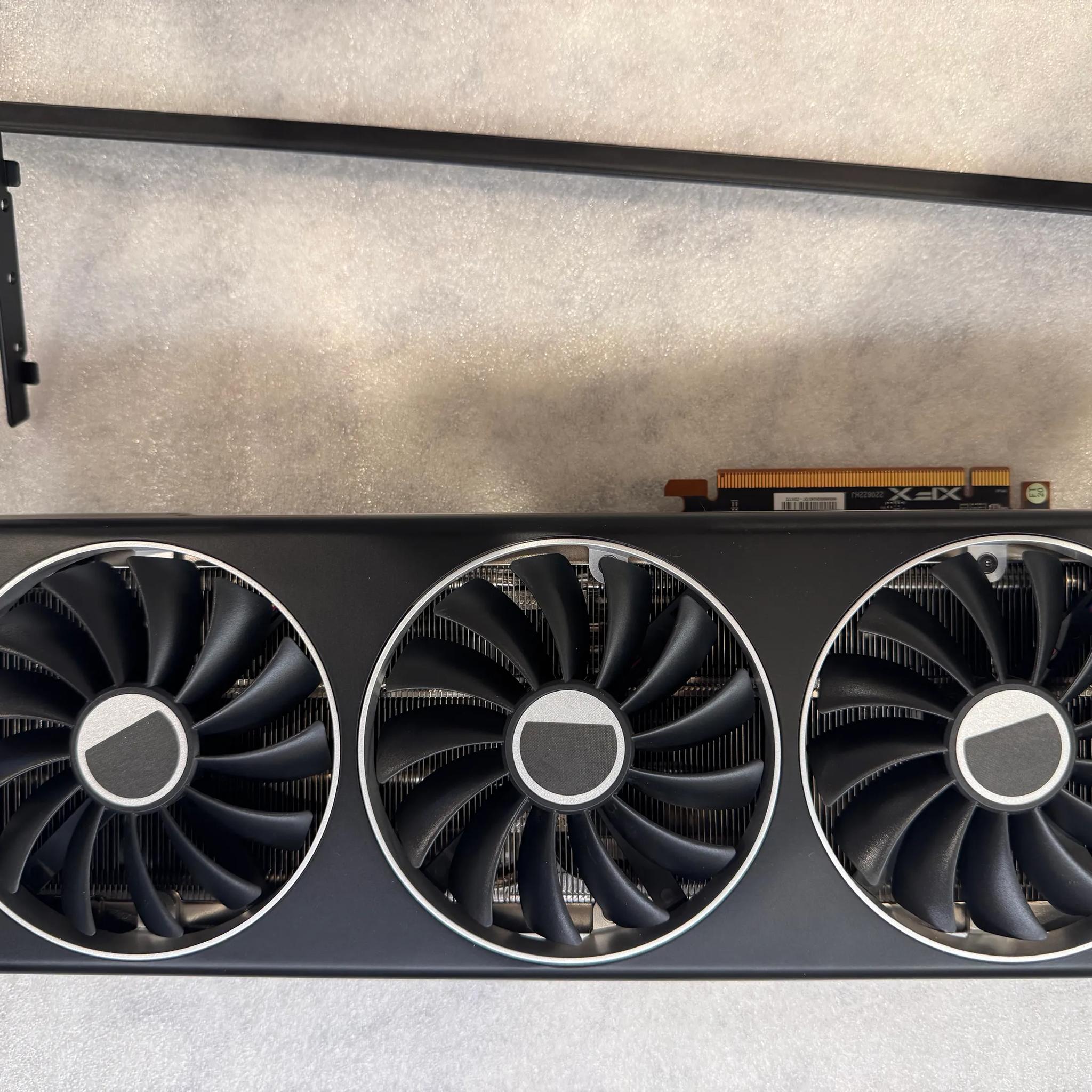 XFX SPEEDSTER MERC 310 AMD Radeon™ RX 7900 XTX Black Edition
