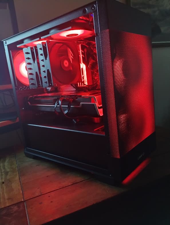 6750xt 5600x 2tb SSD 32gb 3600mhz cl16  850w win 11