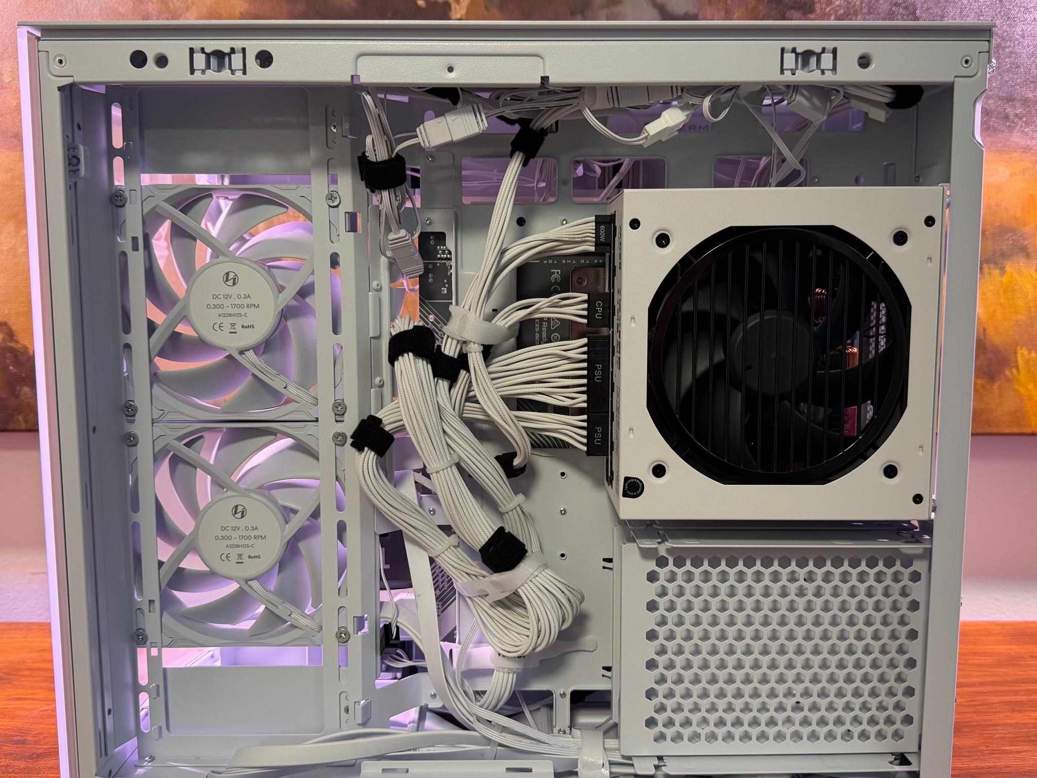 Custom Built PC - Ryzen 7 7700X | RTX 5070 TUF | 32GB DDR5 | 2TB SSD