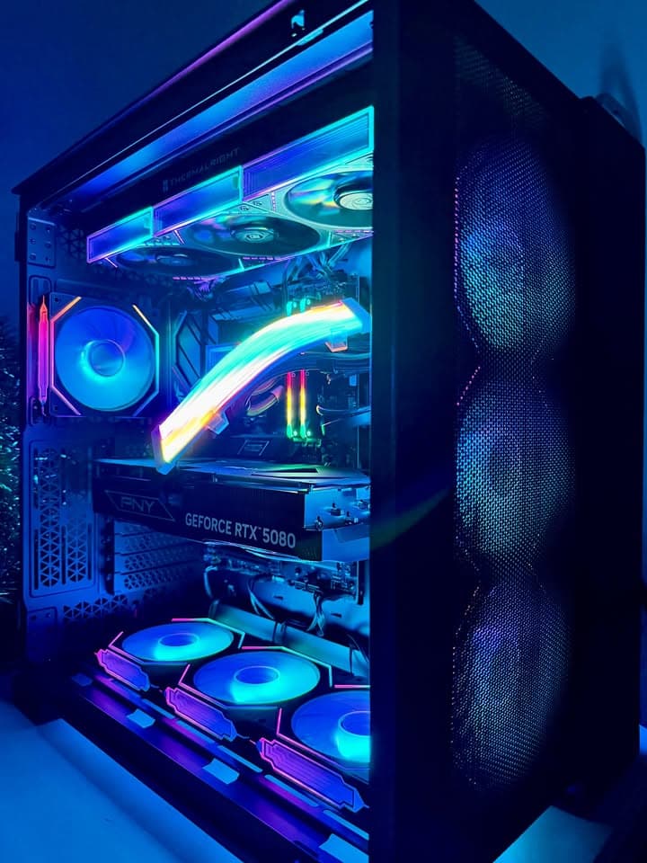 🧊 "Shadow Prism "9800X3D | RTX 5080 | 32GB DDR5🧊