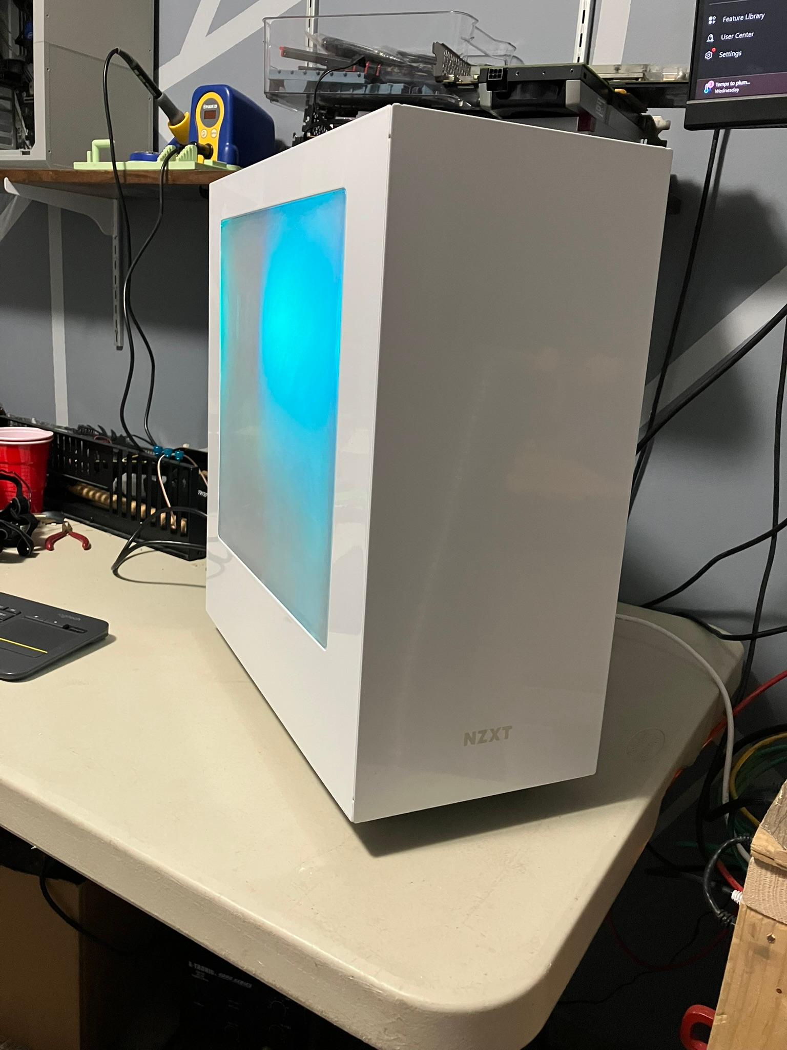 AMD Ryzen 3500x | GTX 1080 FE | 16 GB Ram | 1 TB NVME M.2 SSD | 750W Modular PSU | Win 11 Pro | ARGB