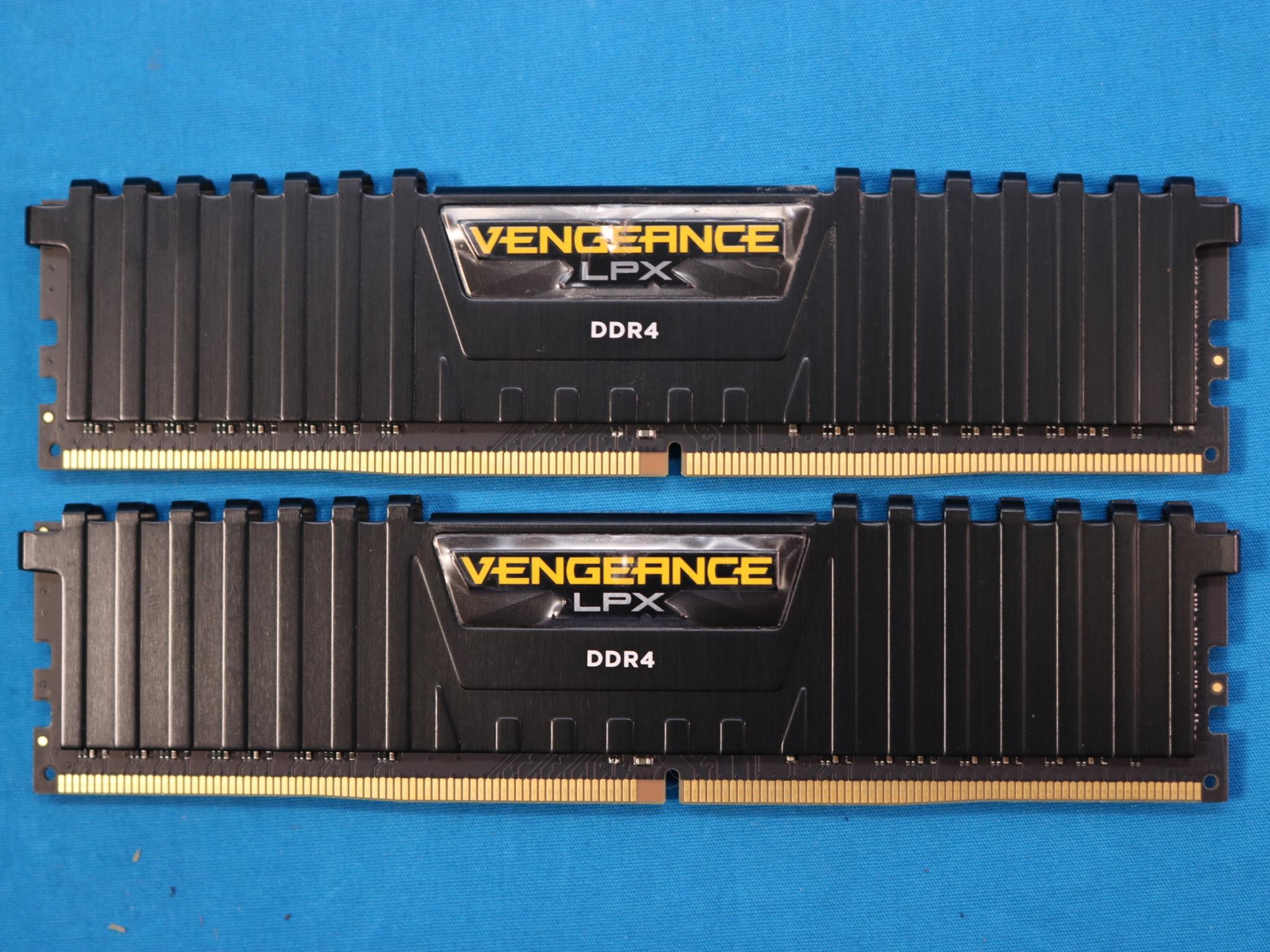 Corsair Vengeance LPX 16GB (2x8GB) DDR4 2400MHz CL16 1.2V Desktop RAM - 4195629903