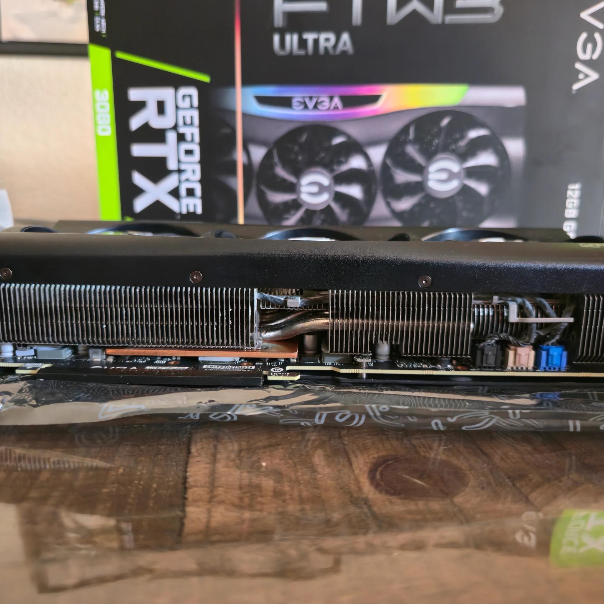 EVGA FTW3 Ultra Gaming GeForce RTX 3080 12GB LHR