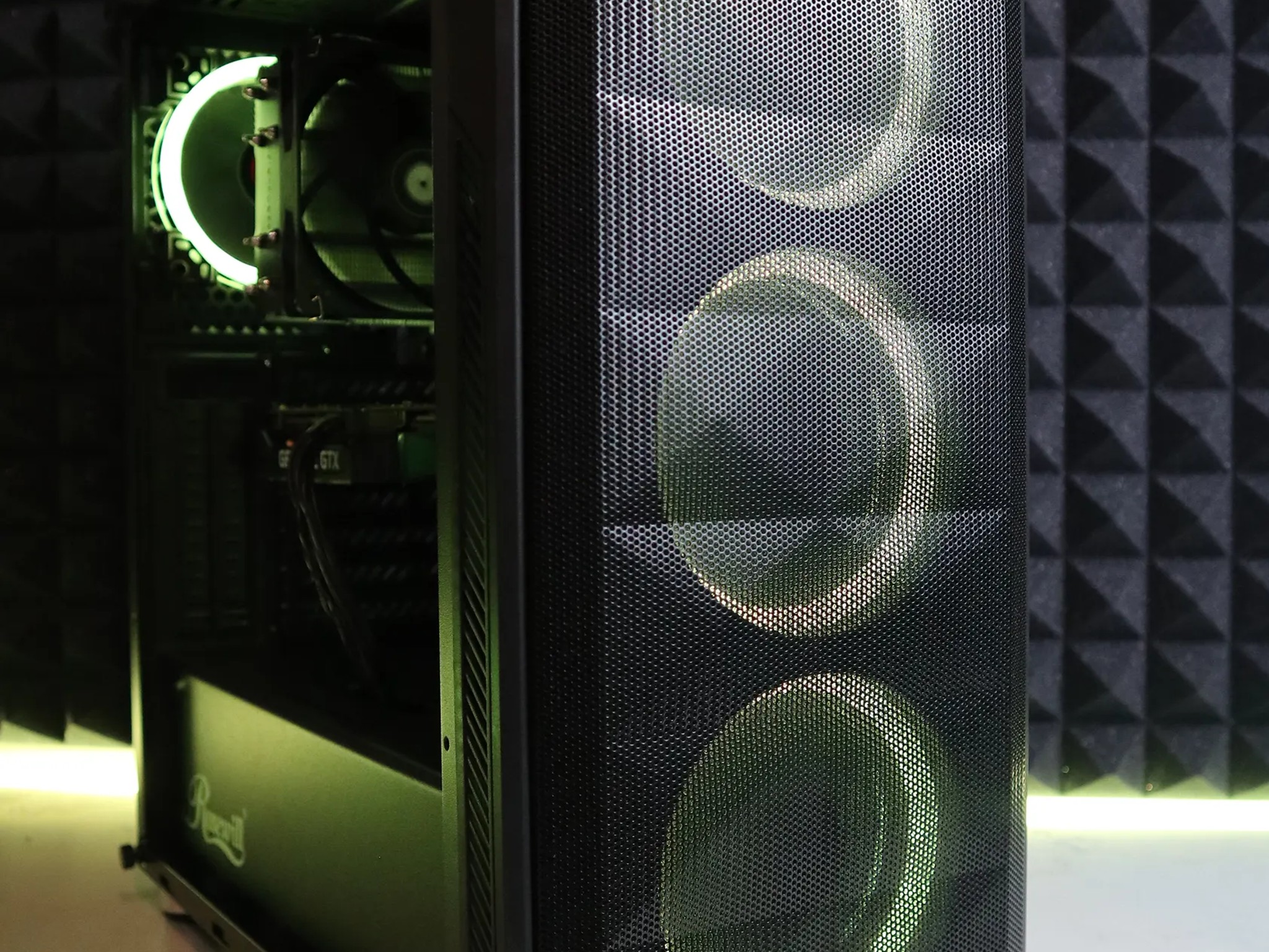 Edge | Ryzen 5 1600/GTX 1660S Gaming PC