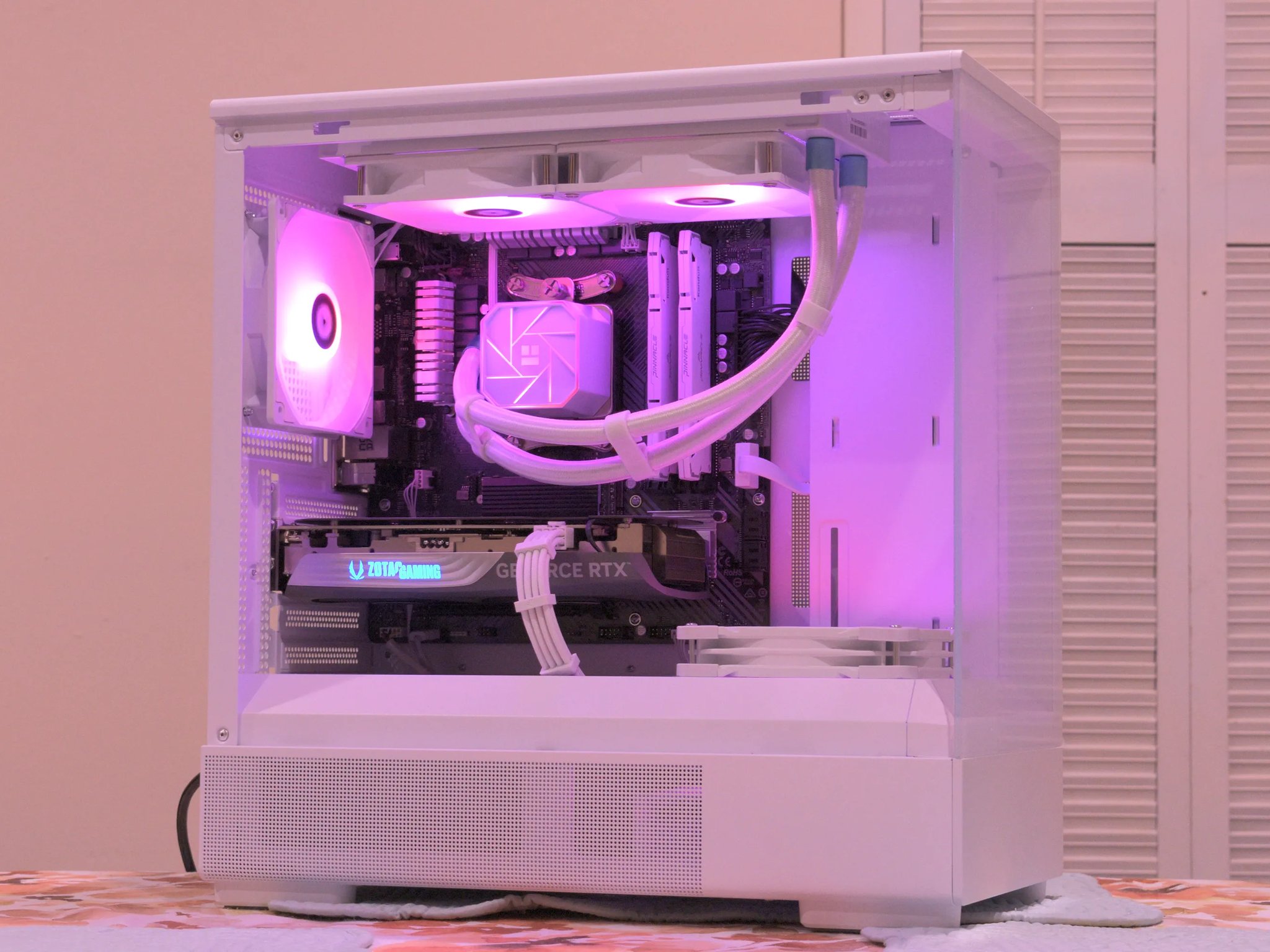 RTX 4070 12GB Gaming PC 1440P ⬜🟪 Ryzen 7 5700X3D ⬜🟪 32GB DDR4 ⬜🟪 1TB NVME SSD ⬜🟪 Wifi/BT RGB