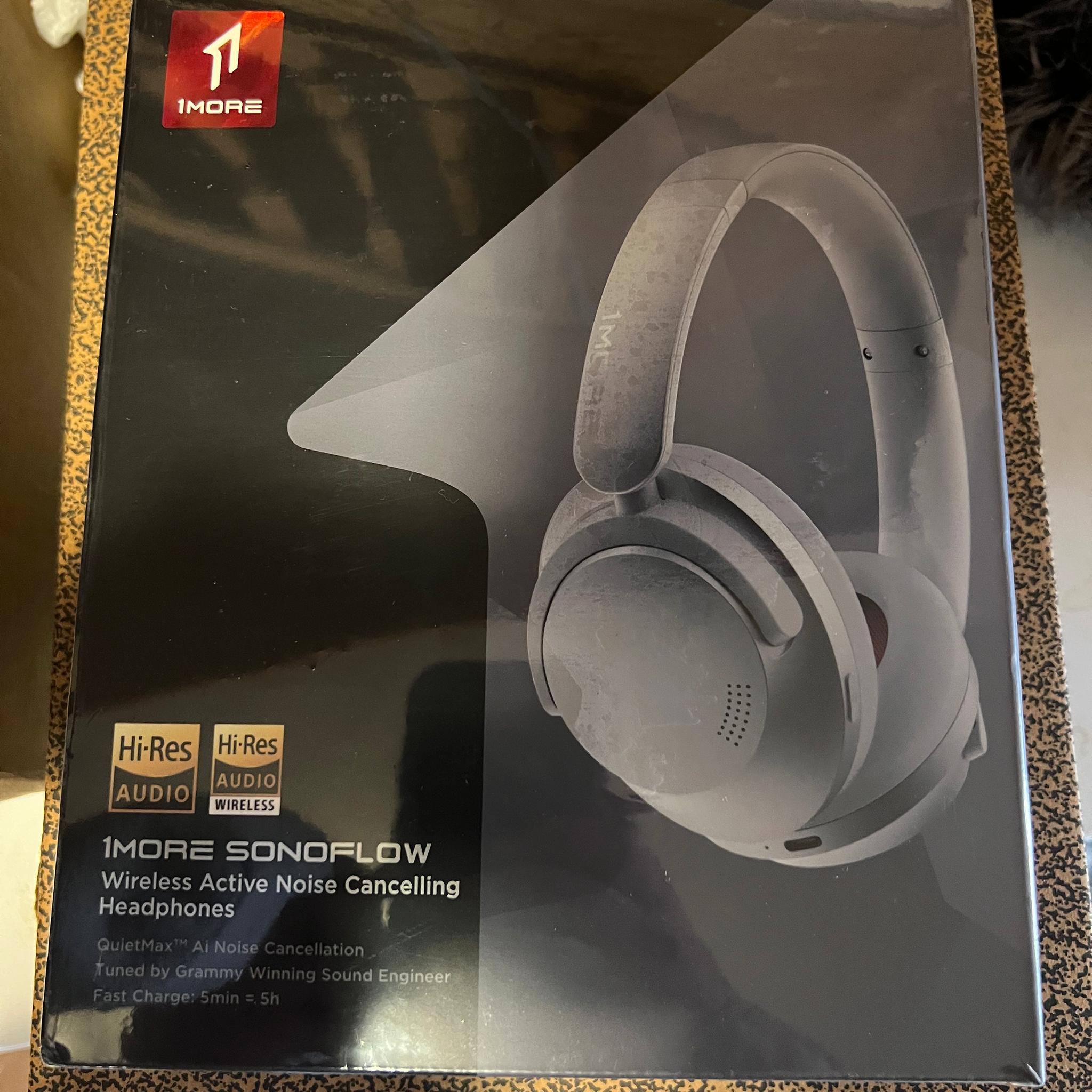 The Start, 3200g, 16gb, 500gb, with free 1more sonoflow headset