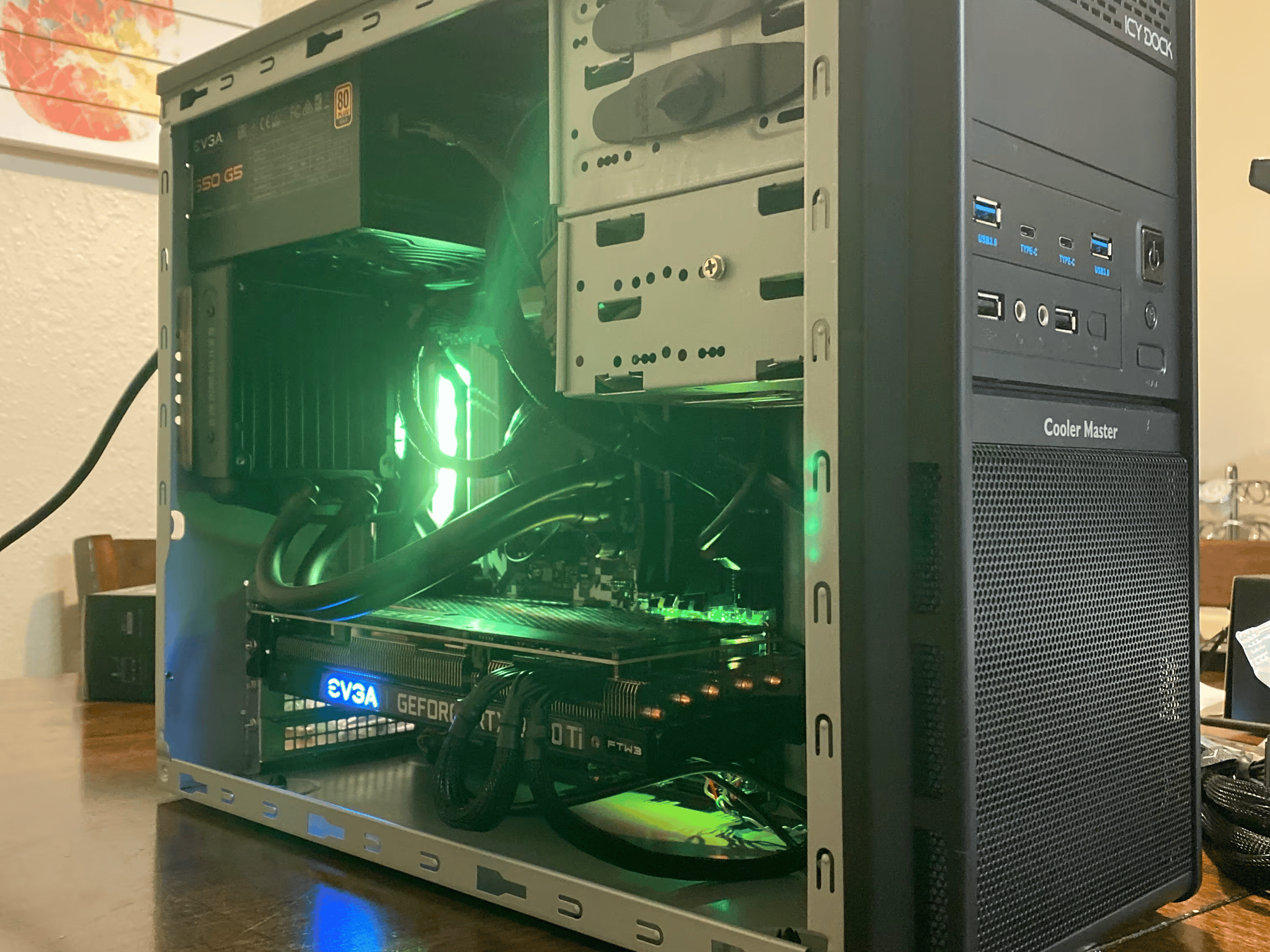 Ryzen 7 5800x & RTX 3060ti - Custom CoolerMaster Sleeper Build