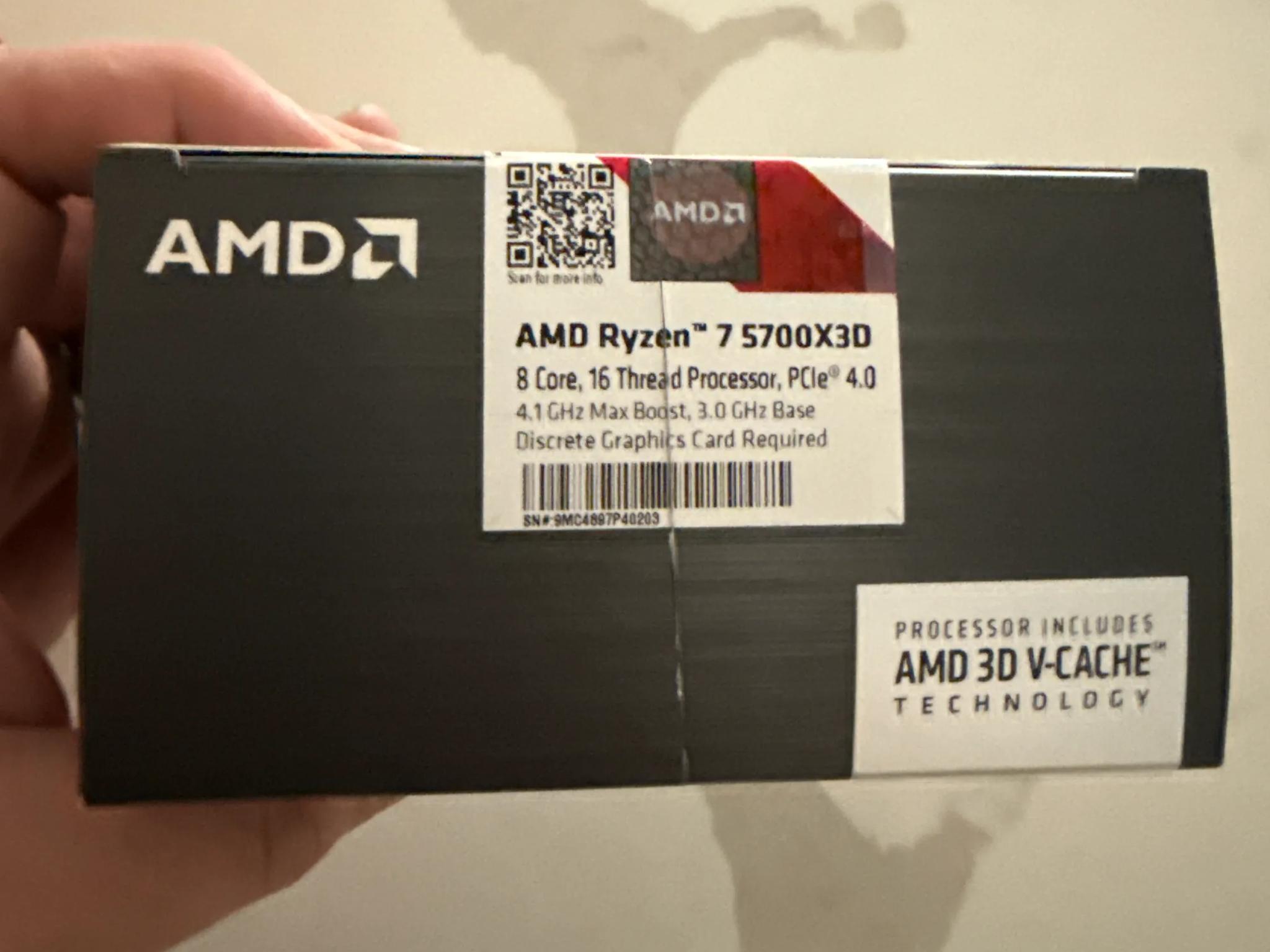 AMD Ryzen 7 5700X3D Vermeer AM4 3.0GHz 8 Core CPU - Heatsink Not Included-Slit on box top but sealed