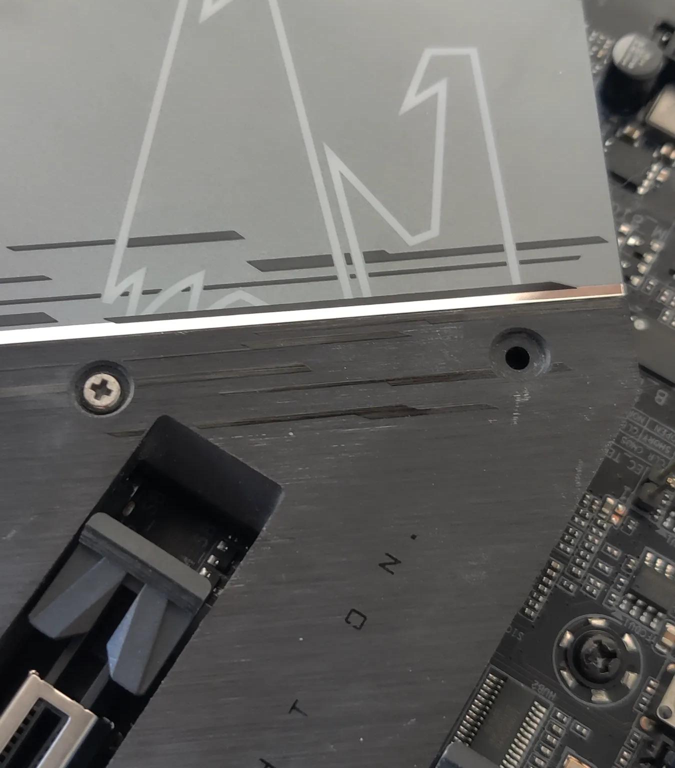 Gigabyte Z590 master Combo