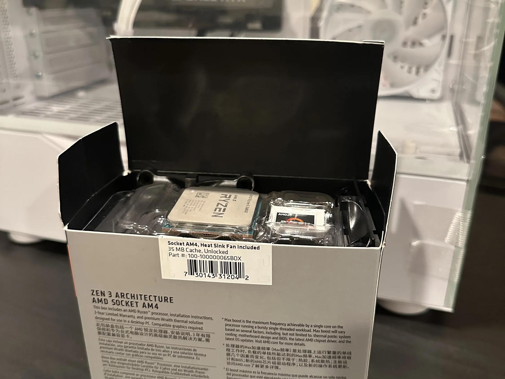 Like New! Ryzen 5 5600x W/ Wraith Stealth CPU Cooler
