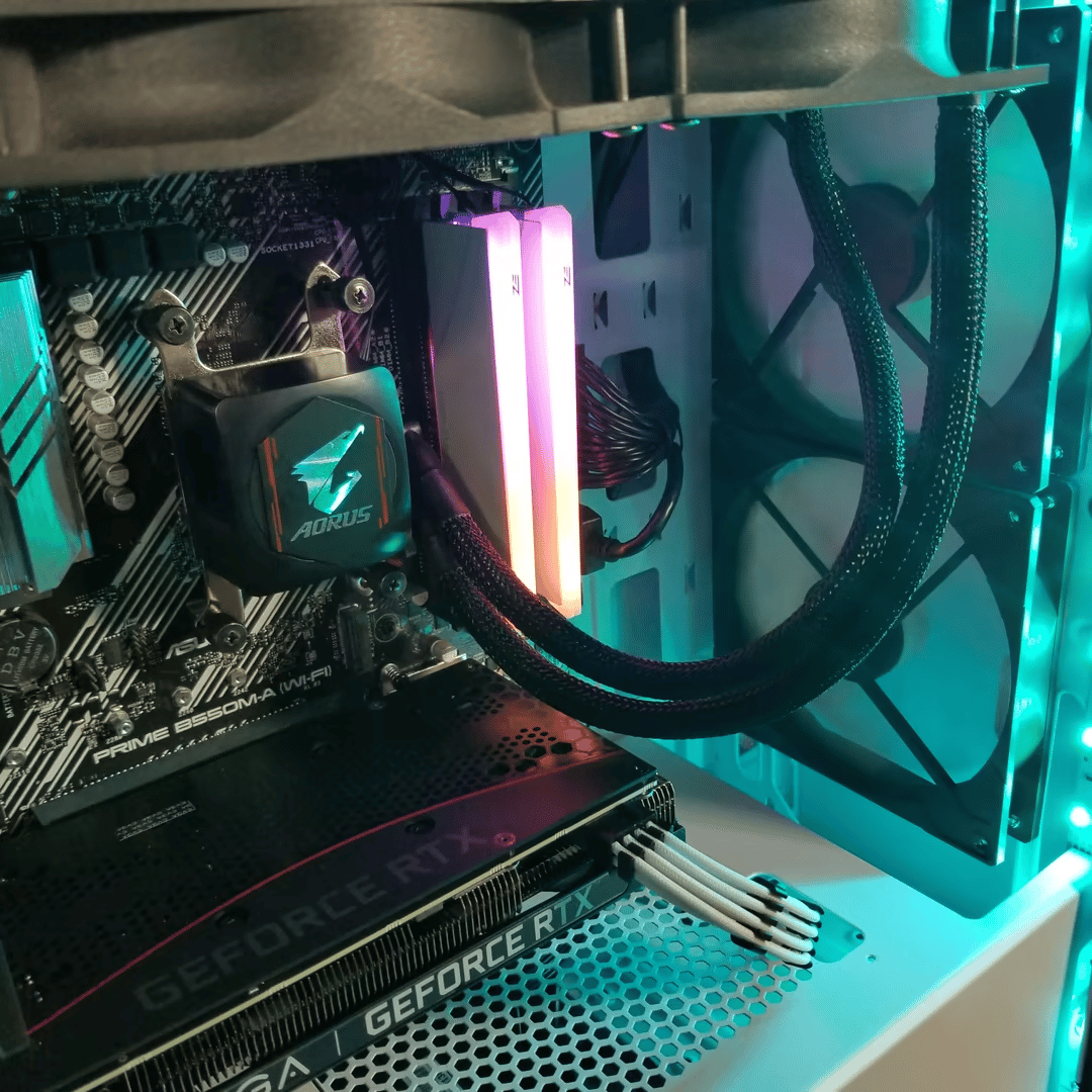 AMD Ryzen 7 3800X // EVGA GeForce RTX 3060 12GB // HP 2x8 16GB 3200MHz // TeamGroup AX2 512GB