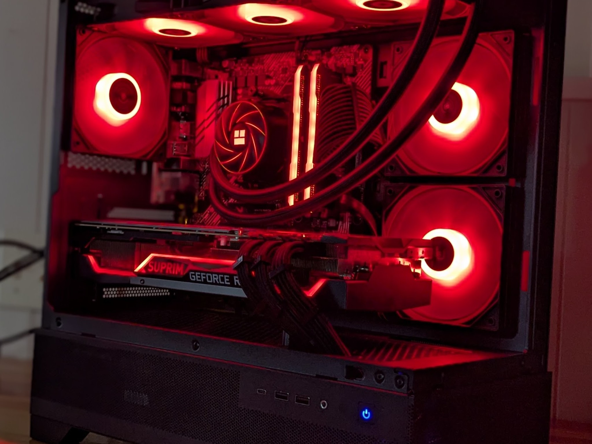 MSI SUPRIM RTX 3080 || Ryzen 7 5700X3D || 1440p Gaming PC