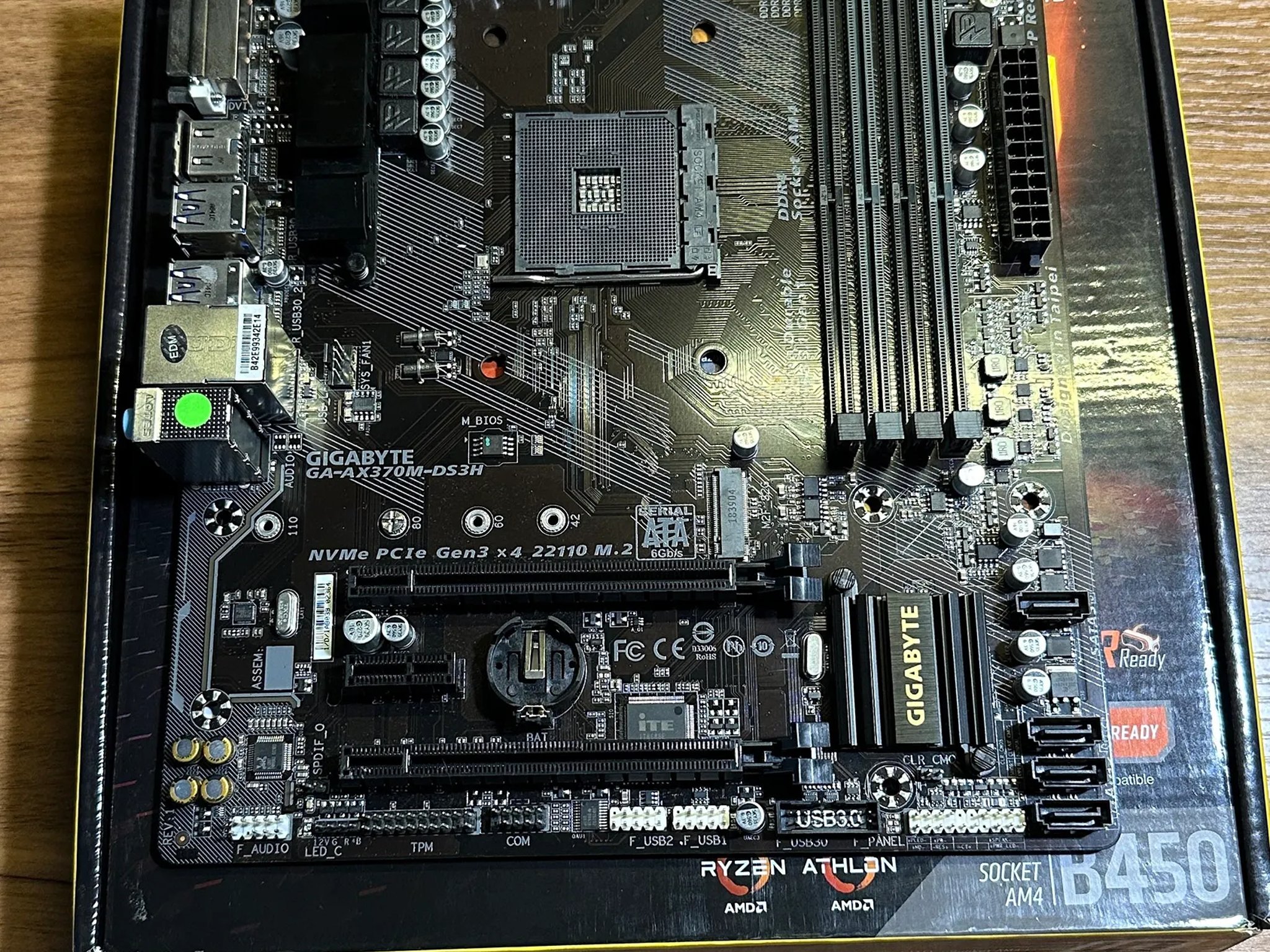 GIGABYTE AX370M-DS3H AMD AM4 MATX Desktop Motherboard (AS-IS) Free Shipping
