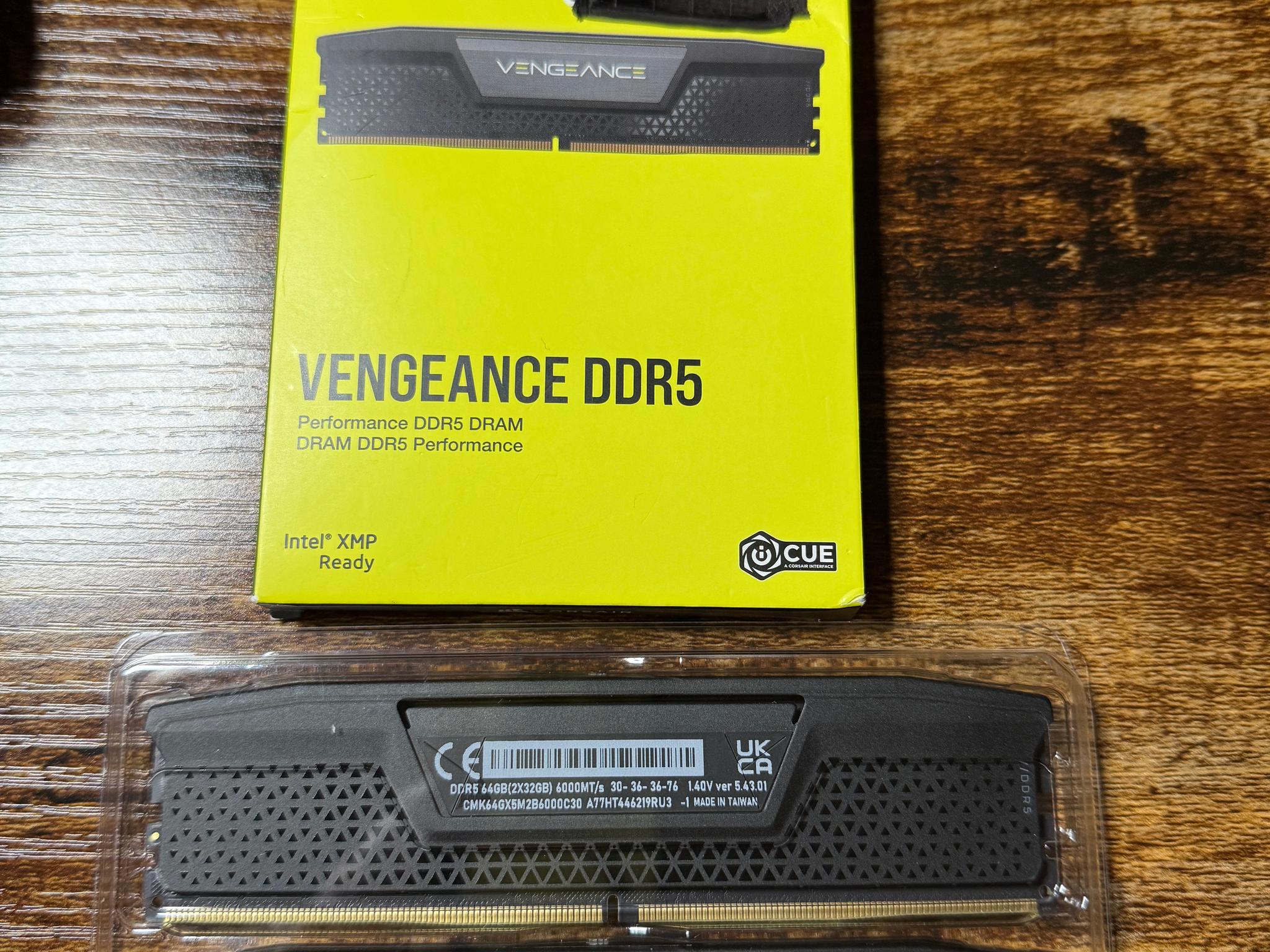 Corsair Vengeance 64GB (2x32GB) DDR5-6000 PC5-48000 CL30 Desktop Memory - CMK64GX5M2B6000C30 - Black