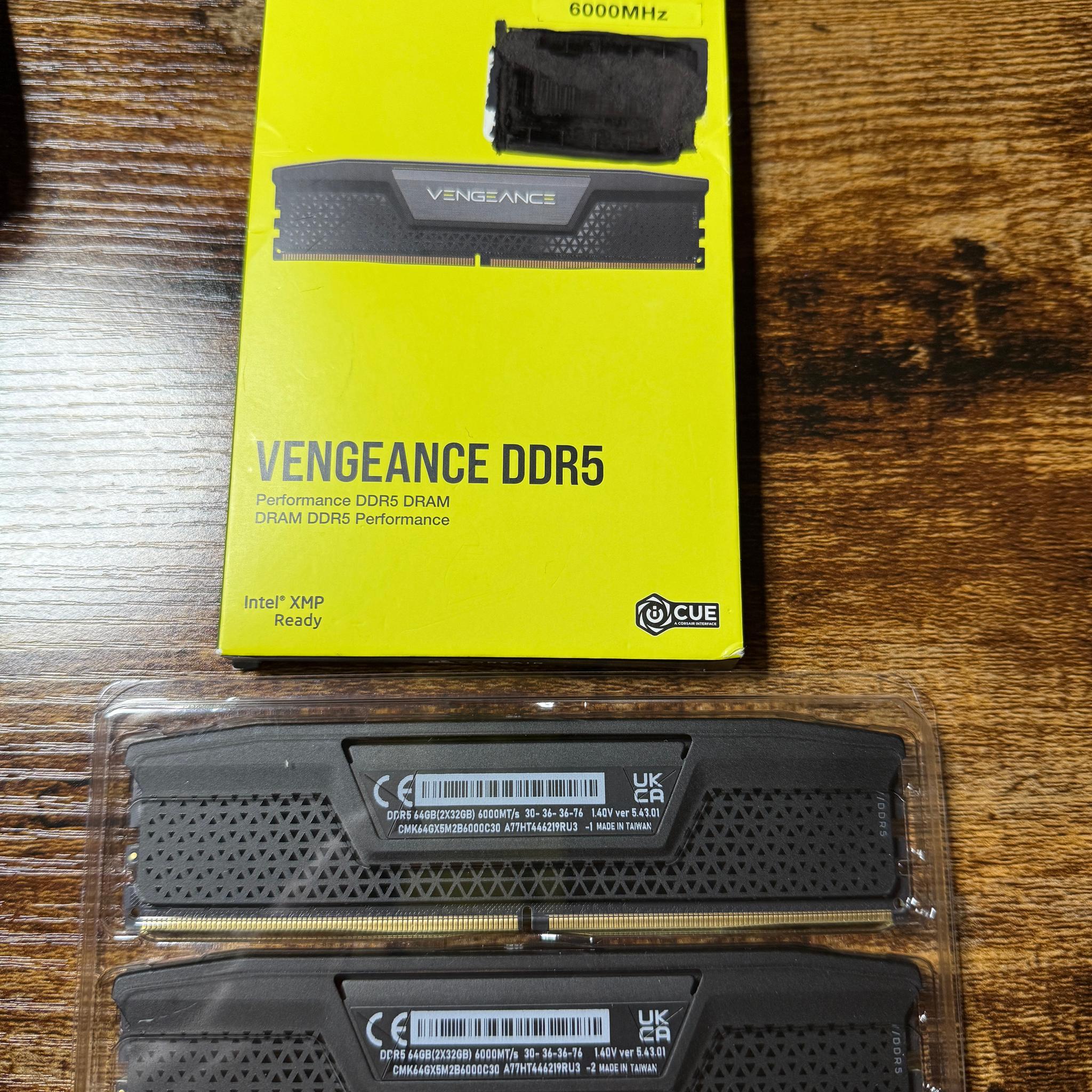 Corsair Vengeance 64GB (2x32GB) DDR5-6000 PC5-48000 CL30 Desktop Memory - CMK64GX5M2B6000C30 - Black