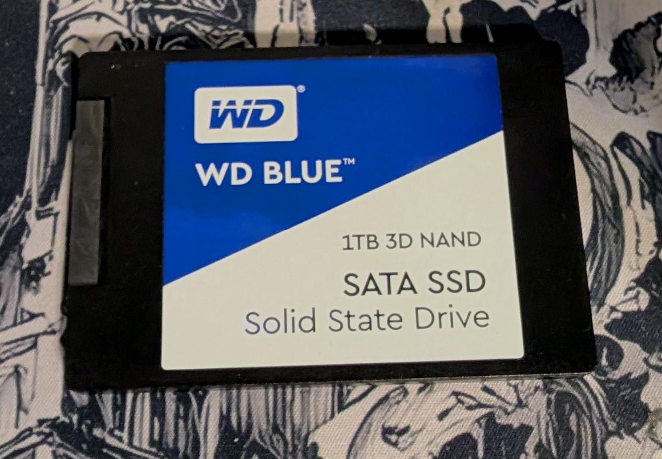 ☆★ WD Blue 1tb SSD 2.5 ★☆