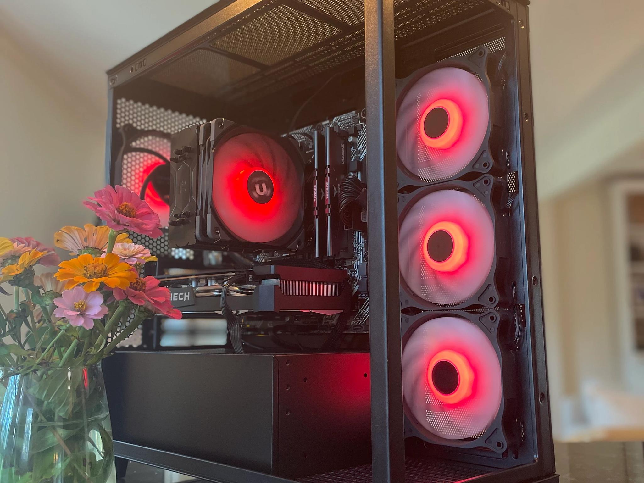 Rx 6600 XT Gaming PC / Ryzen 5 5500 / 16 GB RAM / 1TB NVMe