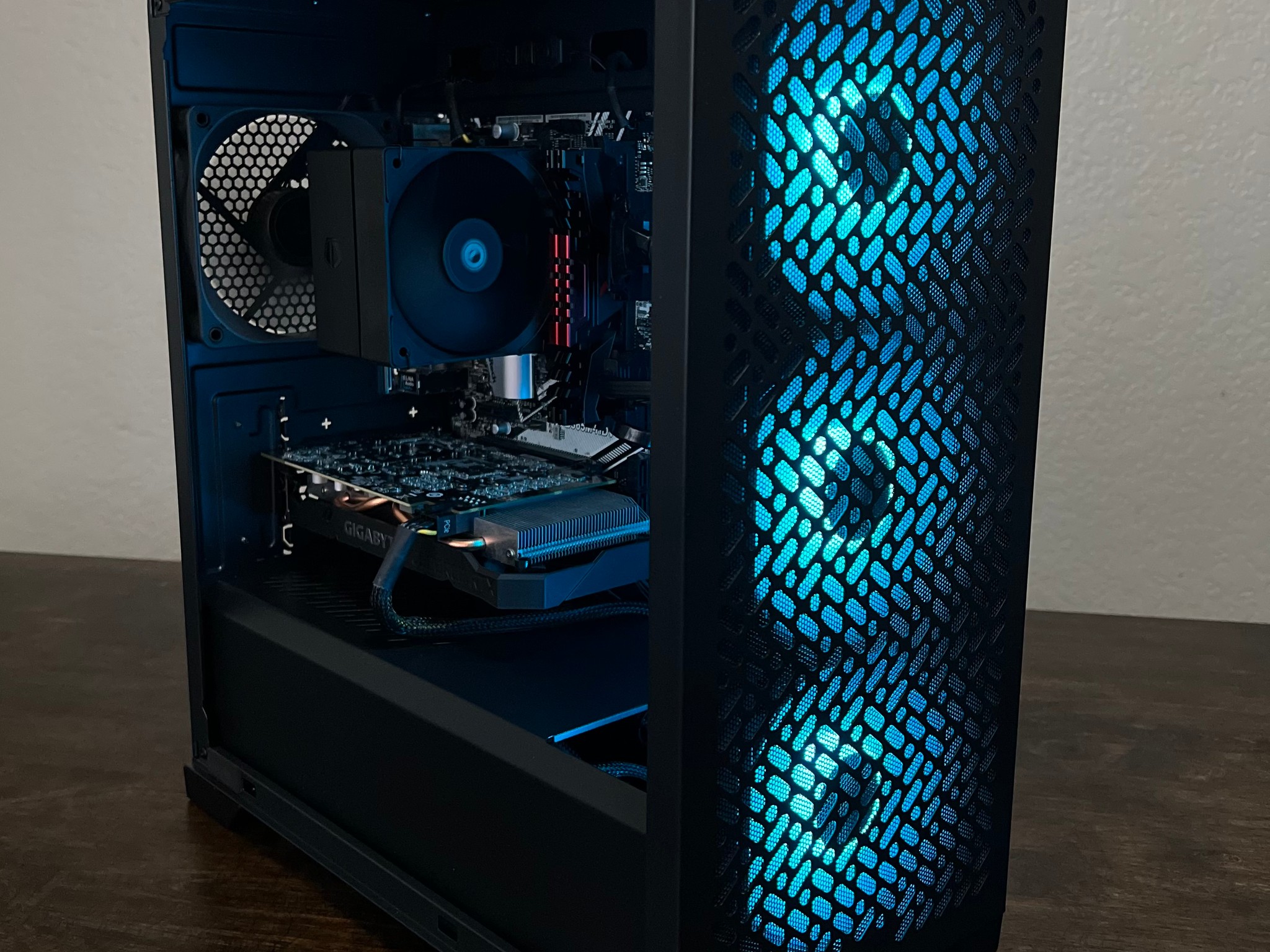 Custom Gaming PC | Intel Core i5 9400F | RTX 2060 | 16GB RAM | Samsung SSD | Cooler Master 302