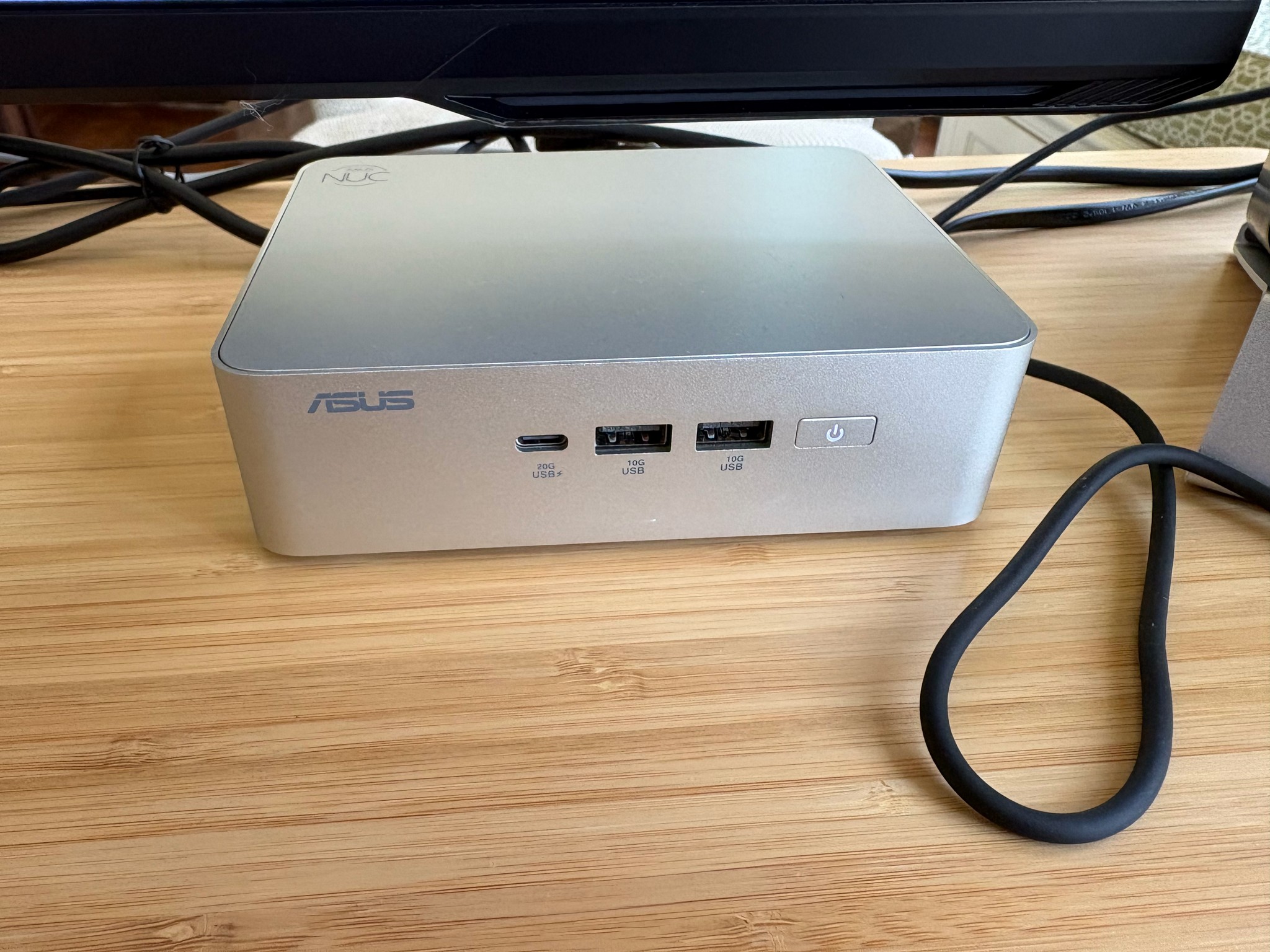 ASUS NUC 15 Pro Plus Mini PC (NUC15CRS)