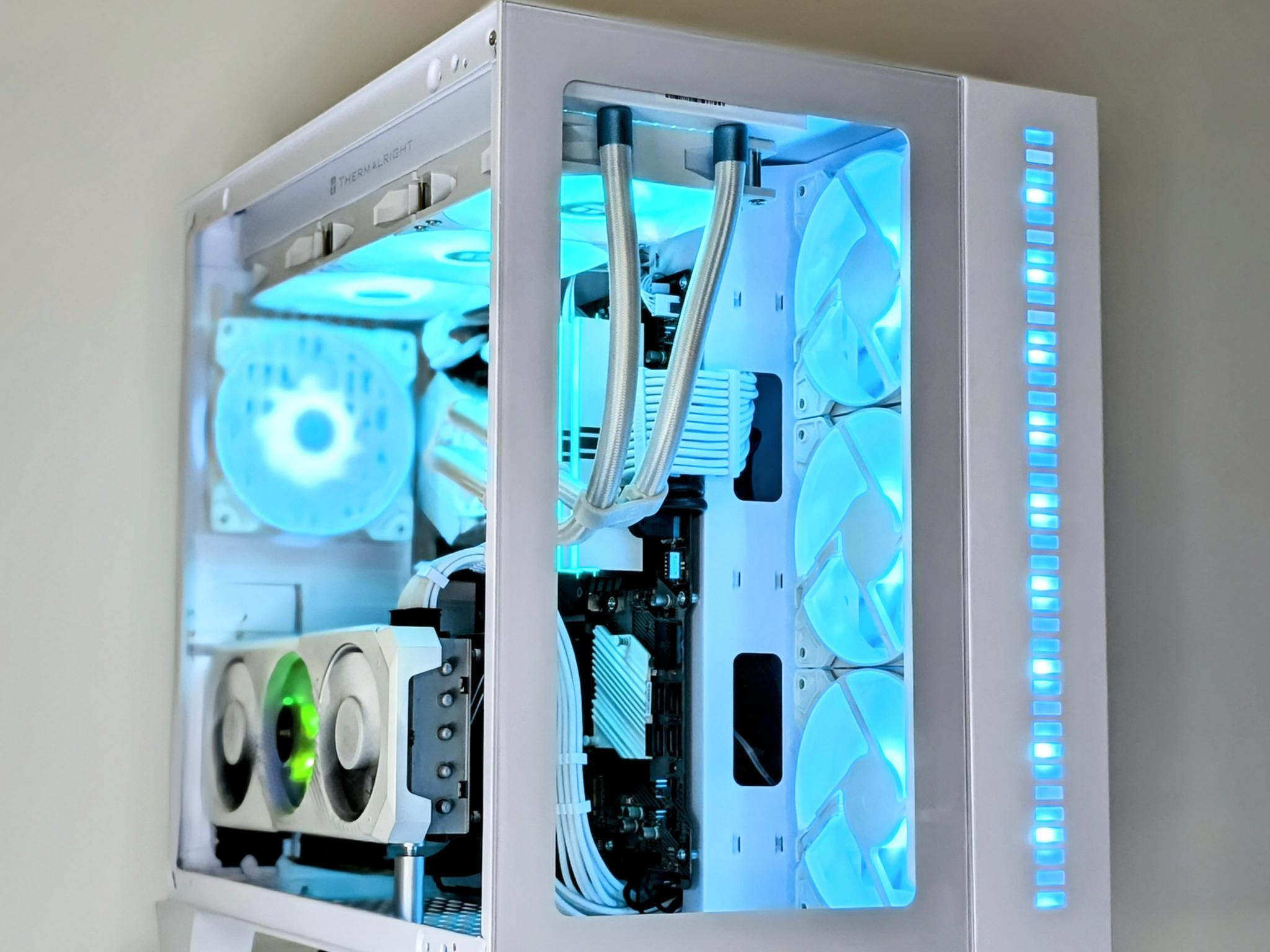 🤍 Liquid Cooled💧⚪️I5-10th GEN/Z490-A PRO🚀⚪️RX 5700XT⚪️1TB NVMe⚪️16GB RAM⚪️Windows 11 Pro
