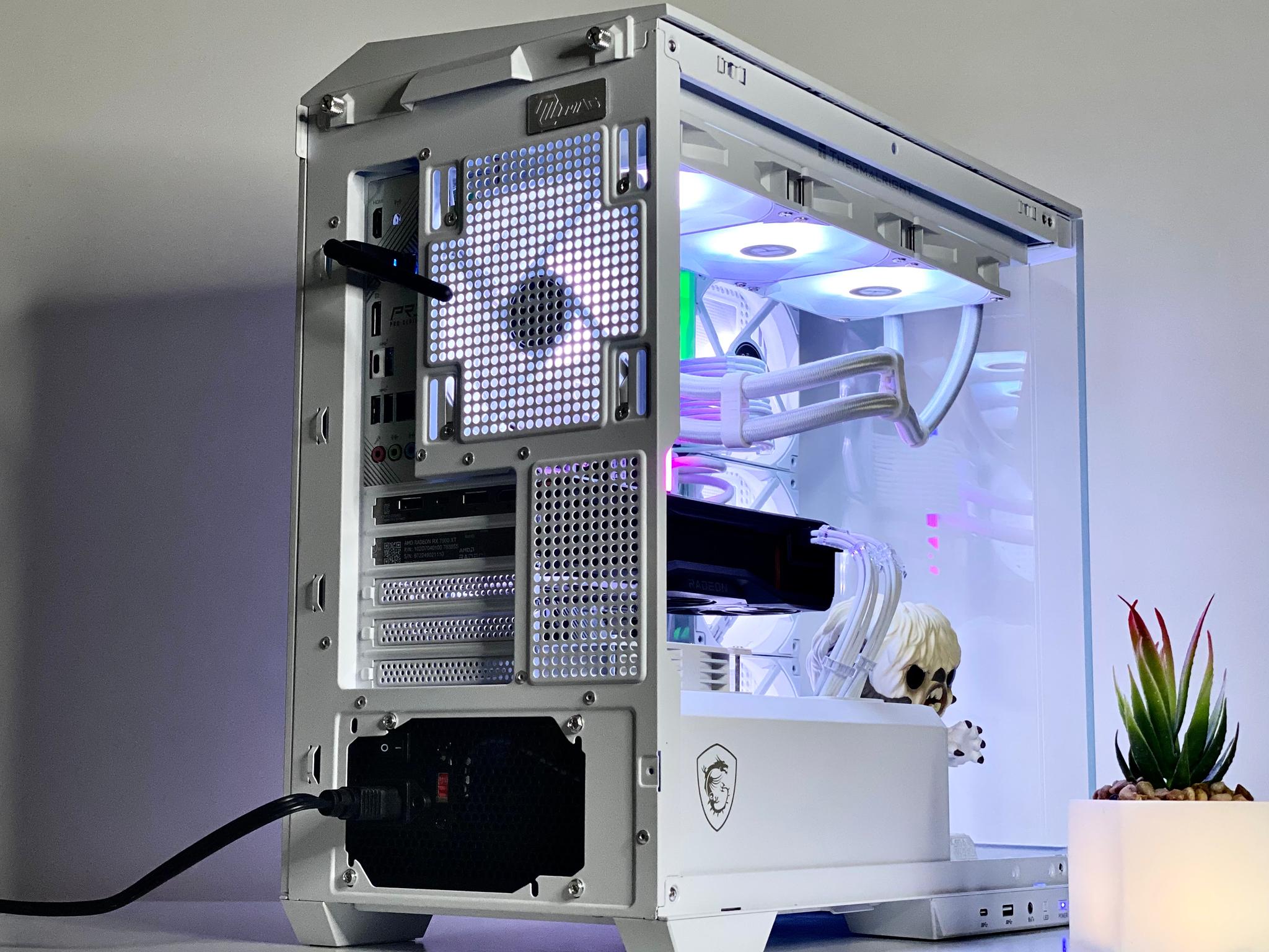 ❄️🥶-I7-Liquid-Cooled Pro Gaming Beast⚪️RX 7900XT 20GB ⚪️32GB RAM⚪️2TB NVMe M.2⚪️ Windows 11 Pro