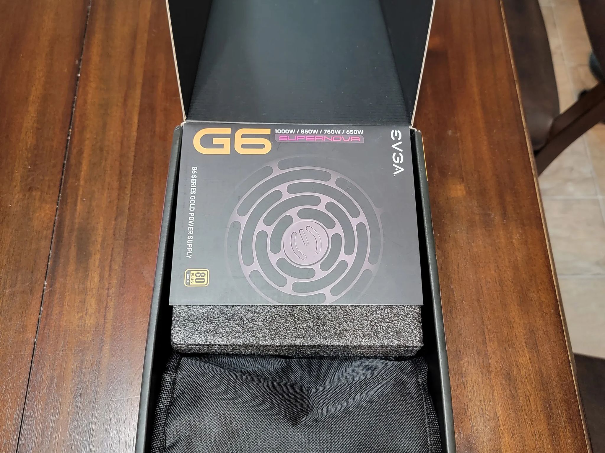 EVGA SuperNOVA 750 G6, 80 Plus Gold 750W