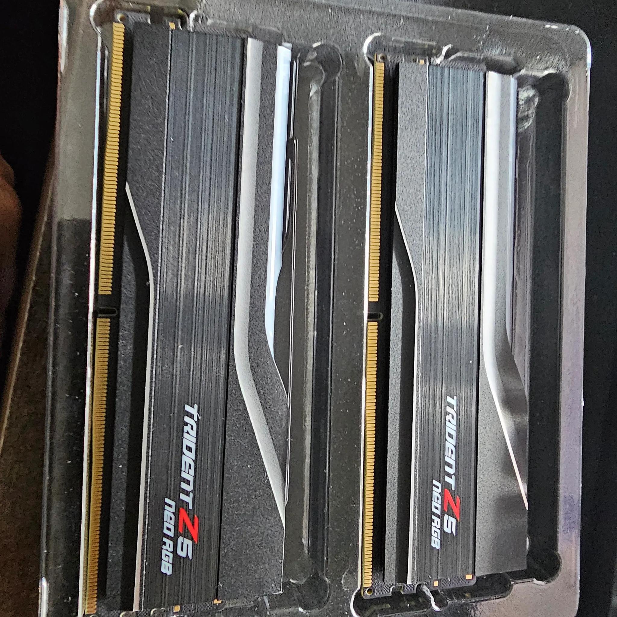 Trident Z5 Neo RGB (AMD Expo) DDR5 RAM 32GB (2x16) 6000MT/s CL30-38-38-96 ***FAST SHIPPING***