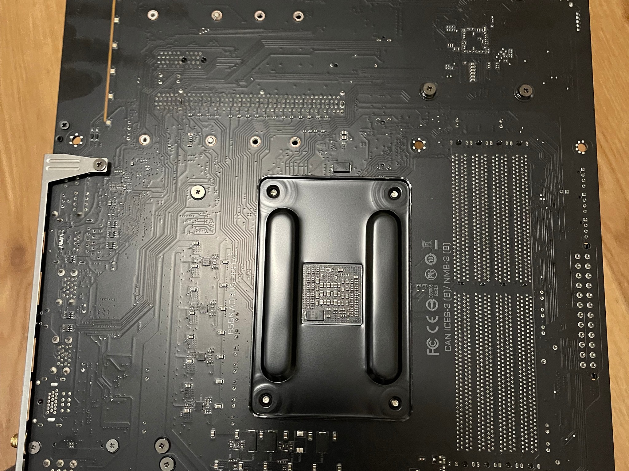 GIGABYTE B550 AORUS PRO AC With Ryzen 1700x, 32GB Ram