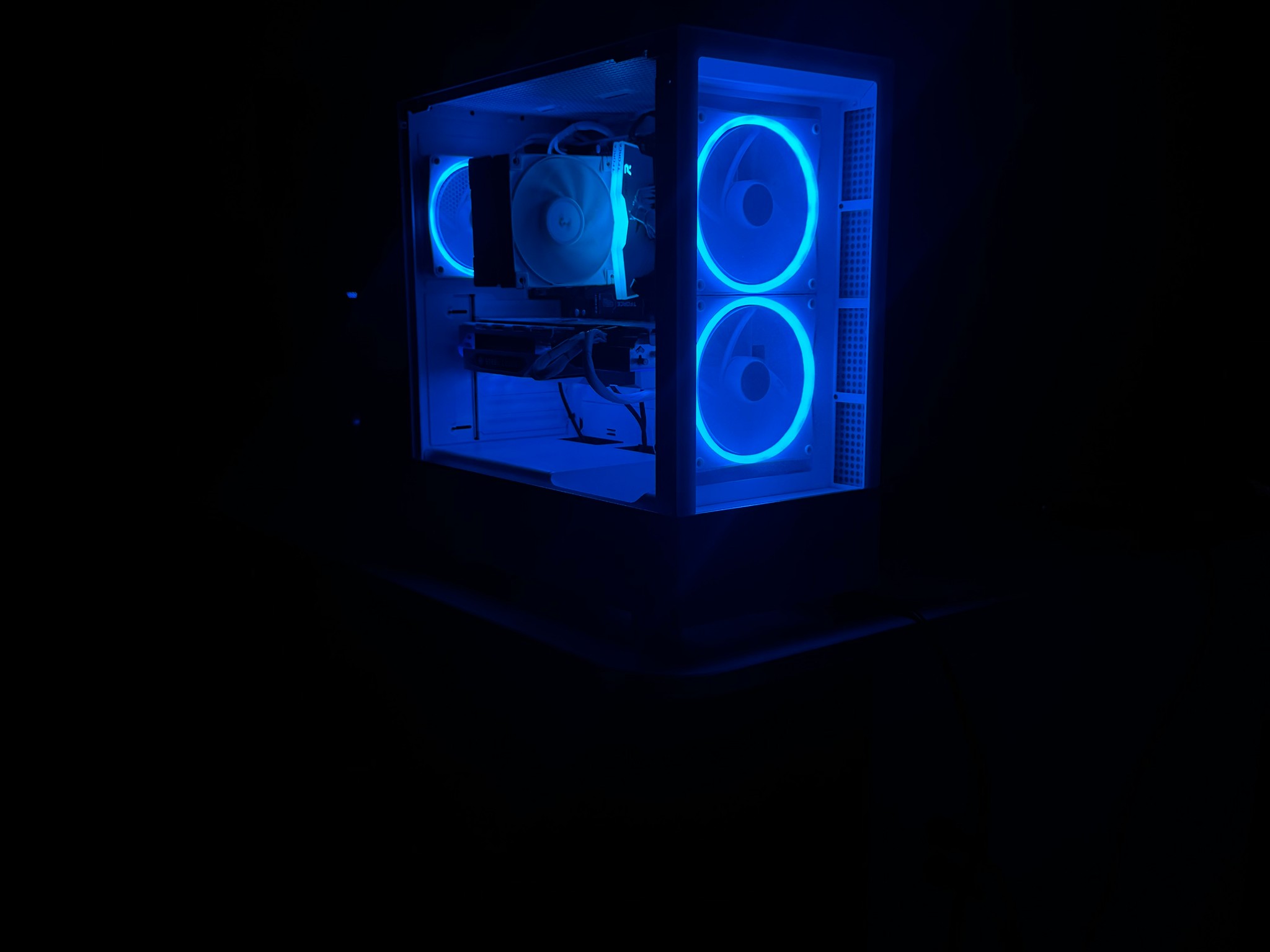 Radeon RX 7700 XT Custom Gaming PC - Ryzen 5 5500