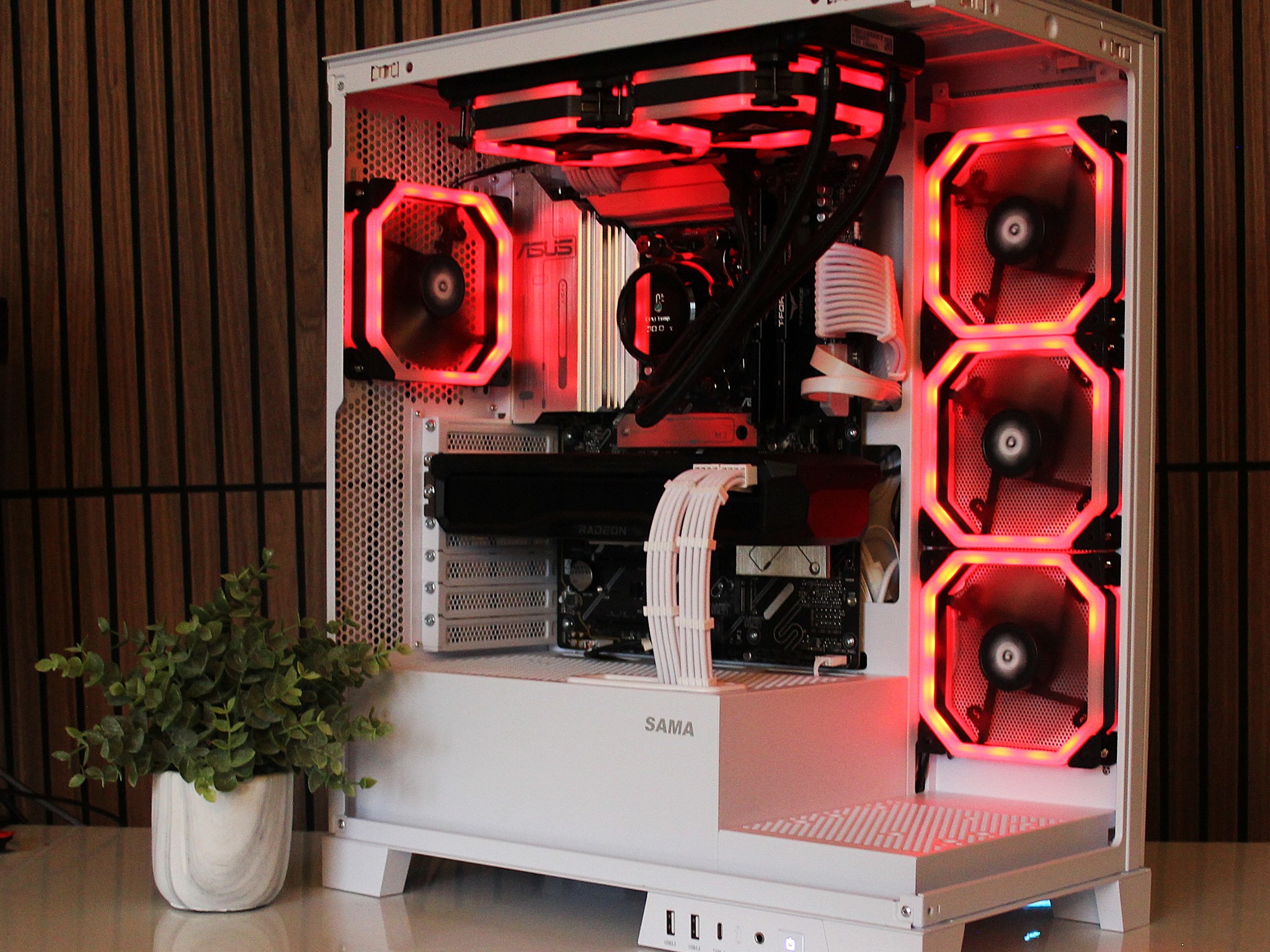 ❄️Stormtrooper V2 Gaming PC ❄️| RX 7900XT 20GB💻| DDR5 | LCD | 32GB RAM | WiFi/BT | Windows 11