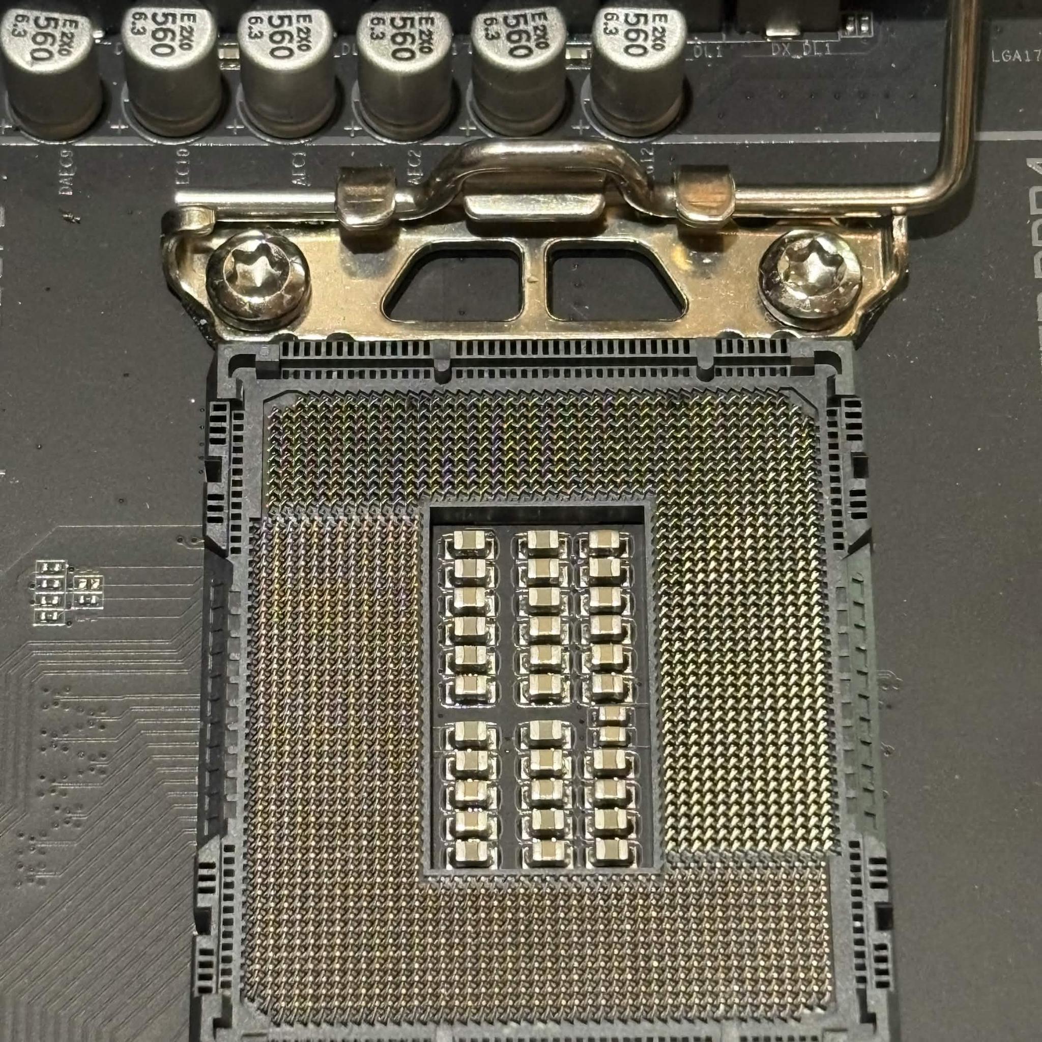 Gigabyte B660 AORUS Master DDR4 LGA1700 ATX Motherboard | WiFi 6 | Fully Tested